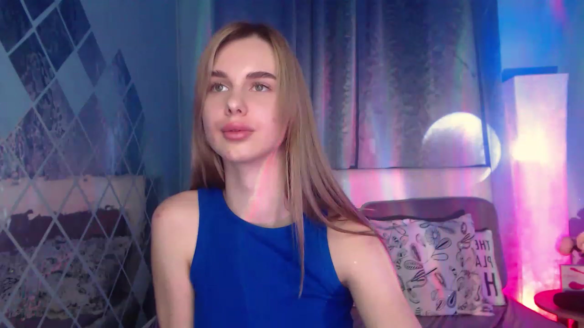 Gallery image thumbnail from LunaLim's myfreecams stream on, 12/05/2022, 17:00 image 19 of 20