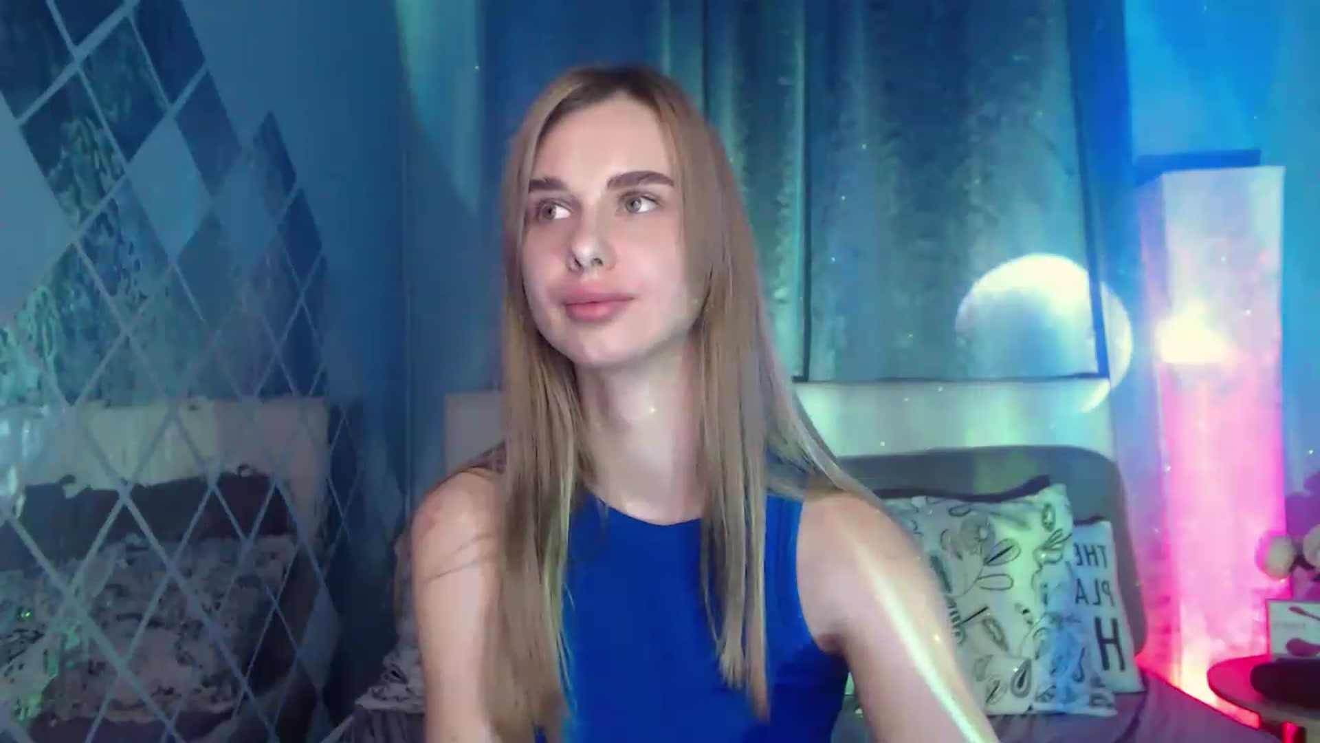 Gallery image thumbnail from LunaLim's myfreecams stream on, 12/05/2022, 17:00 image 20 of 20