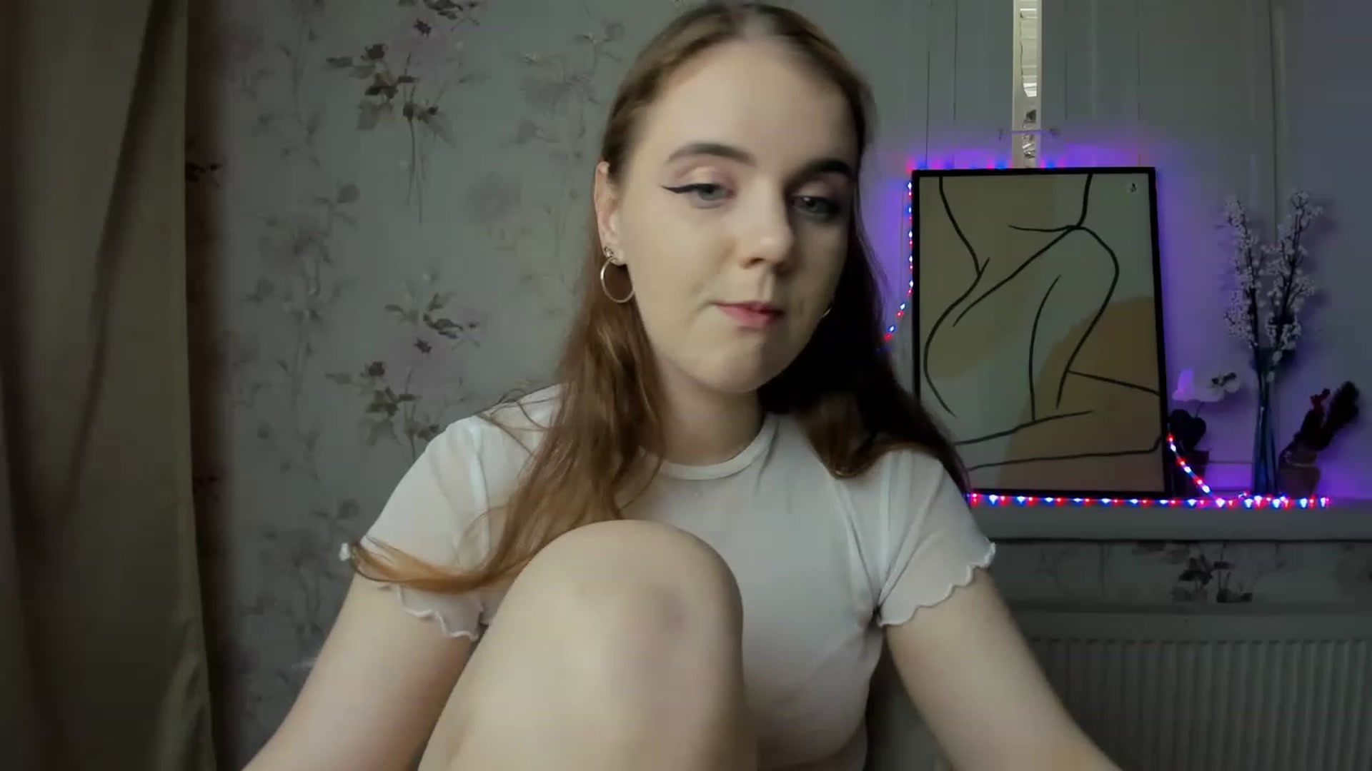 Gallery image thumbnail from LunaLinz's myfreecams stream on, 04/16/2023, 11:59 image 12 of 20