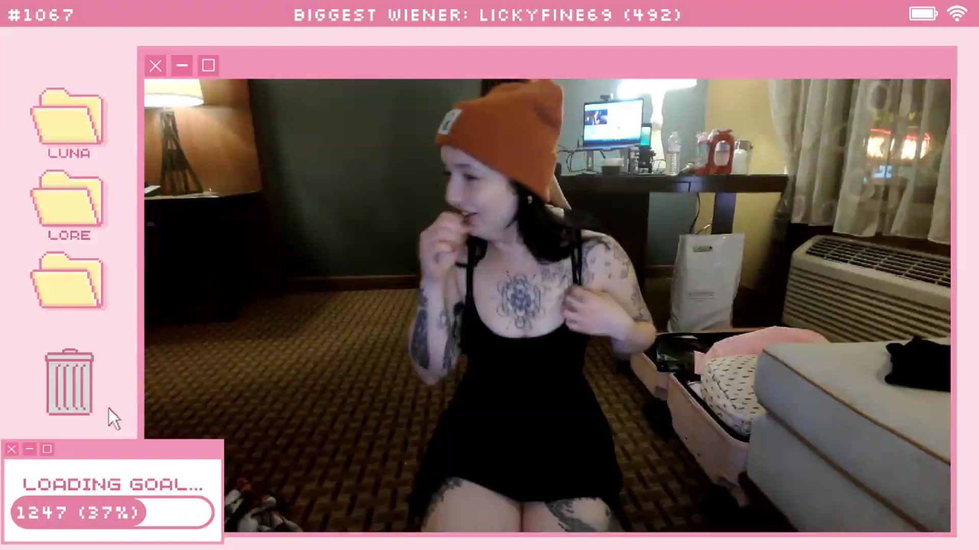 Gallery image thumbnail from LunaLore's myfreecams stream on, 05/18/2026, 06:57 image 14 of 20