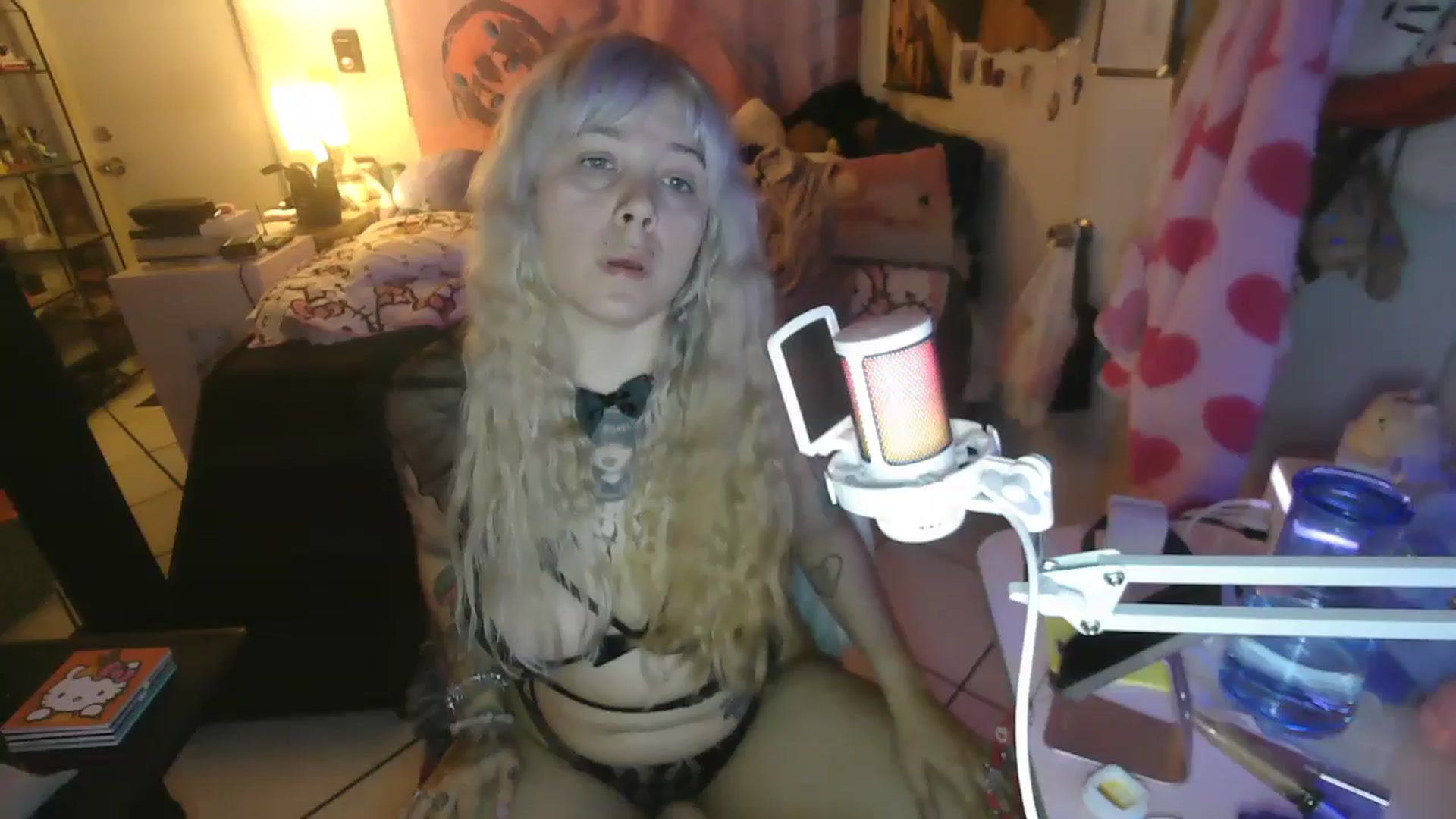 Gallery image thumbnail from LunaLovely420's myfreecams stream on, 09/08/2024, 11:16 image 16 of 20