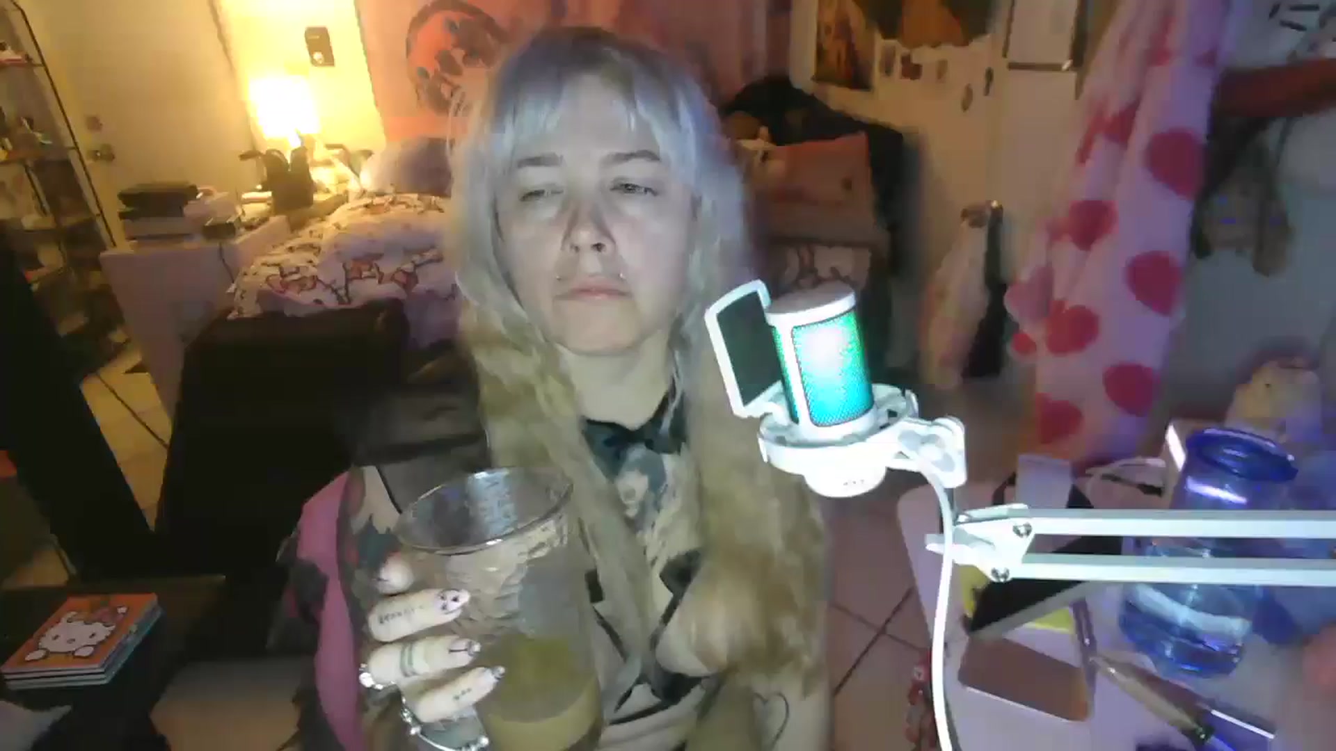 Gallery image thumbnail from LunaLovely420's myfreecams stream on, 09/08/2024, 11:16 image 13 of 20