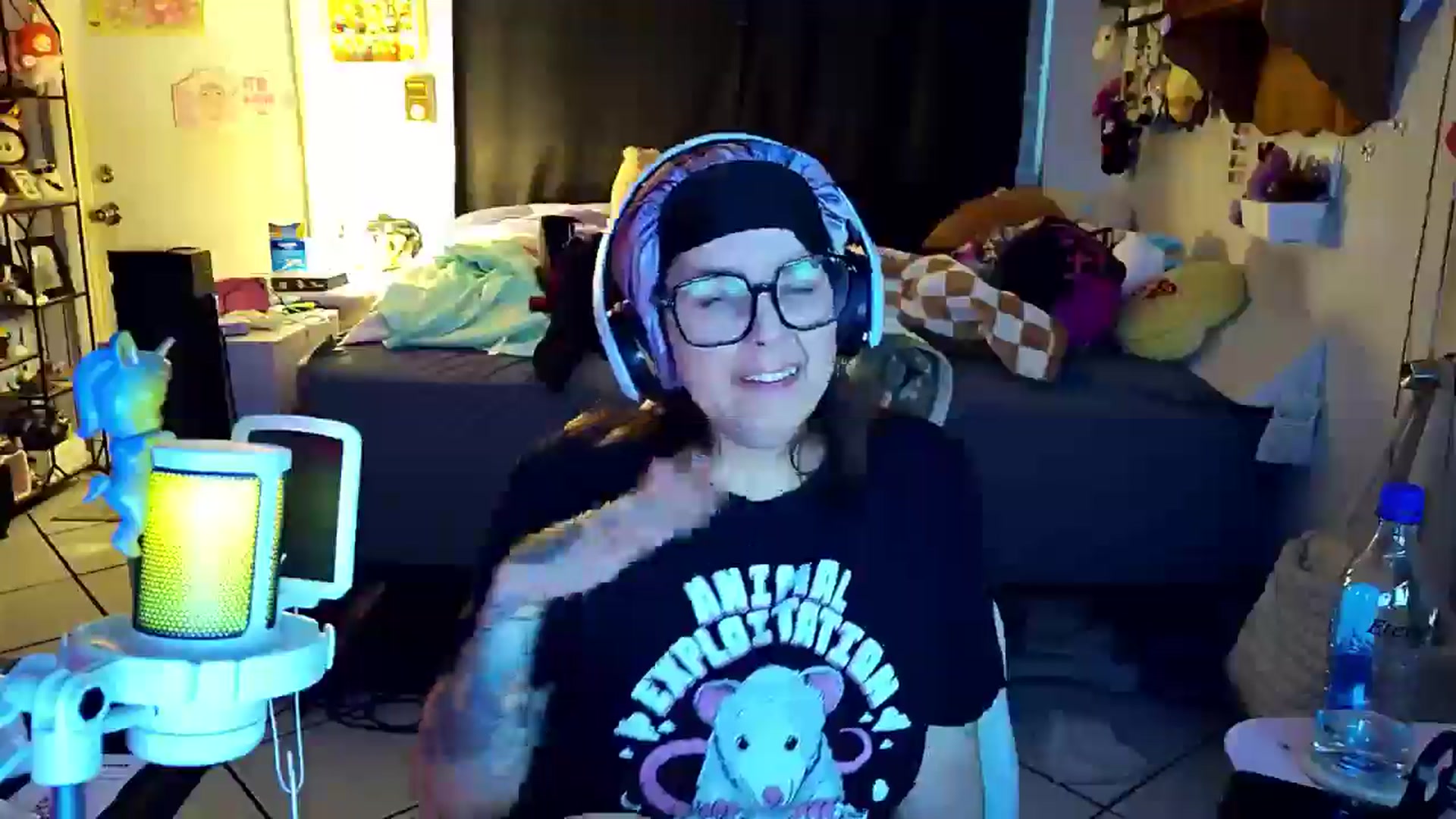 Gallery image thumbnail from LunaLovely420's myfreecams stream on, 12/31/2025, 11:59 image 12 of 20