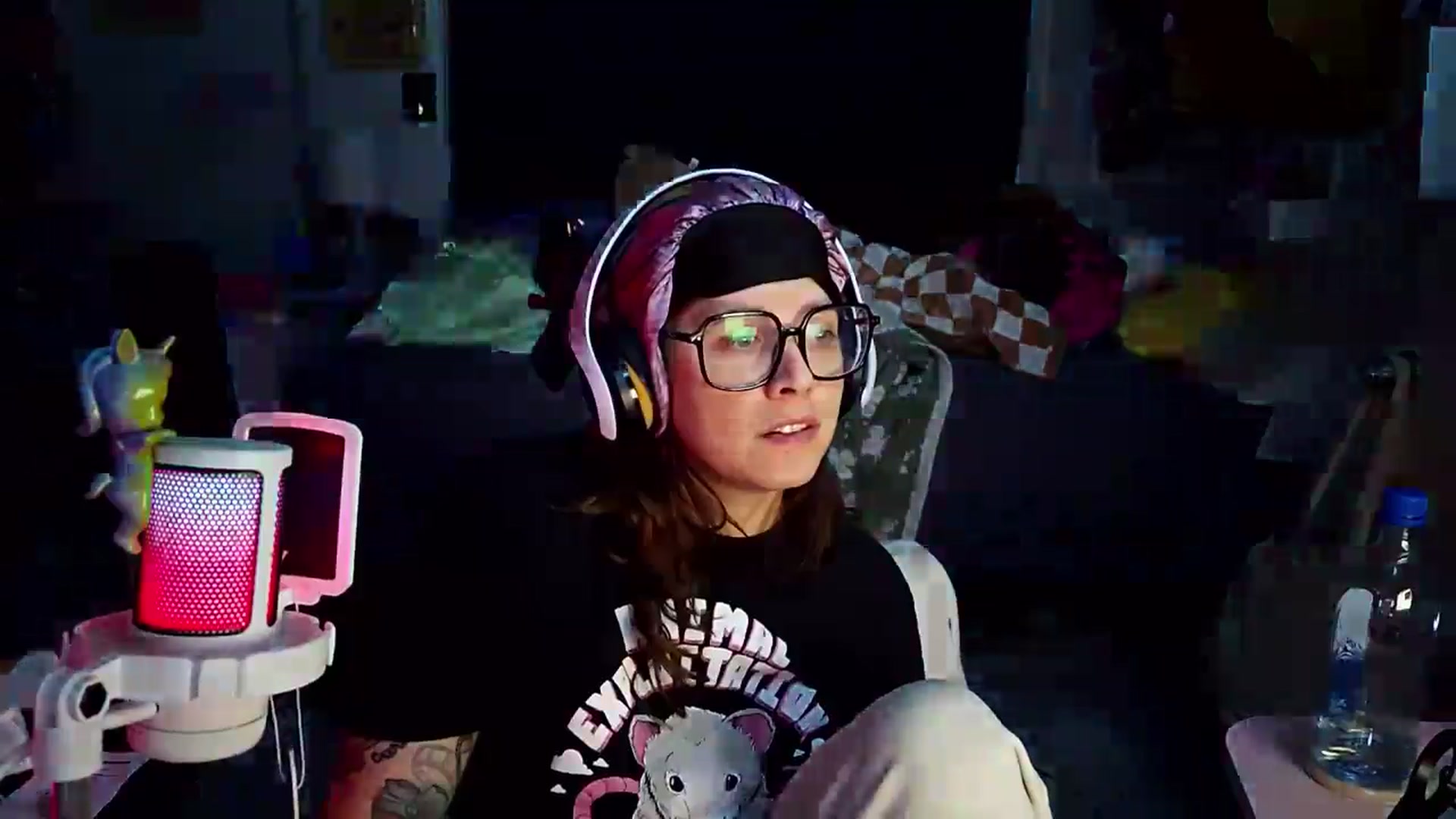 Gallery image thumbnail from LunaLovely420's myfreecams stream on, 12/31/2025, 11:59 image 2 of 20