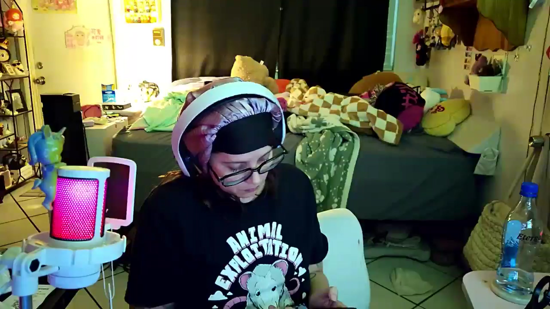 Gallery image thumbnail from LunaLovely420's myfreecams stream on, 12/31/2025, 11:59 image 13 of 20
