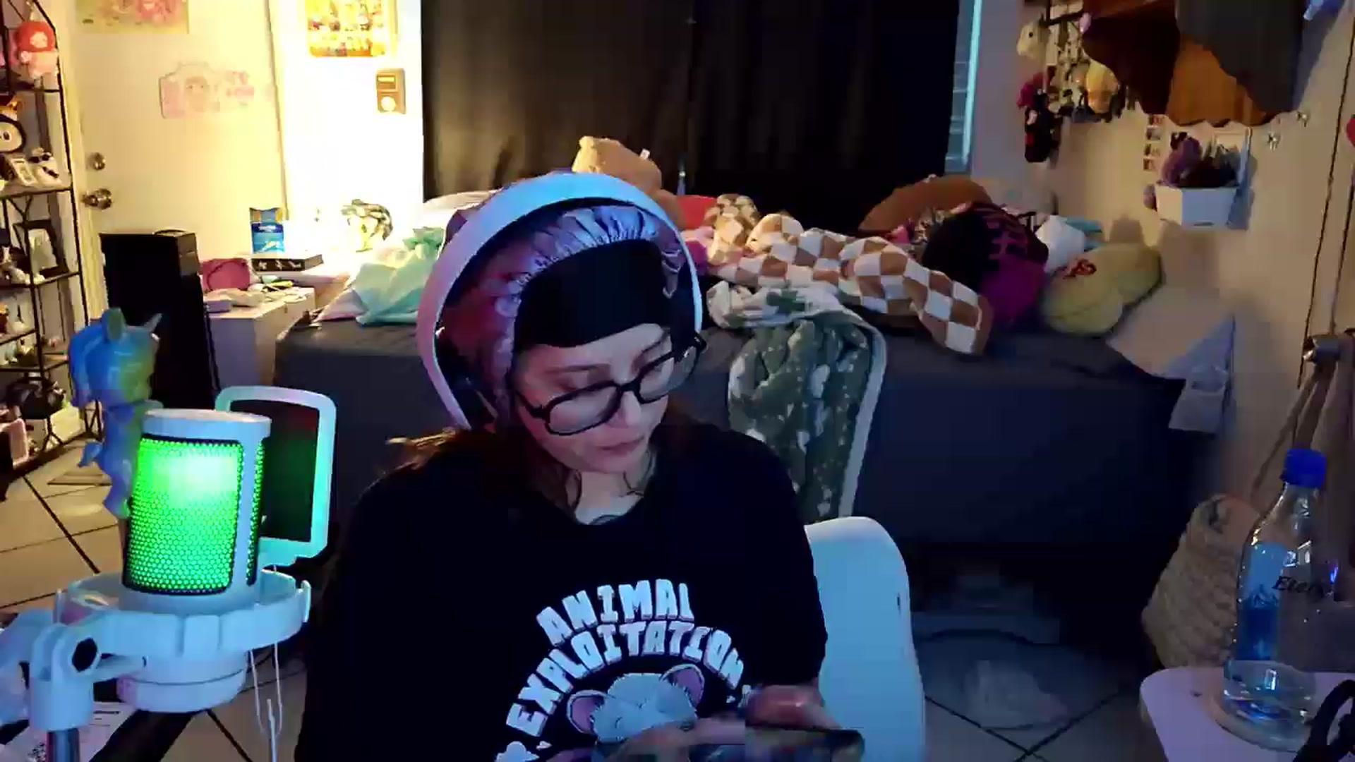 Gallery image thumbnail from LunaLovely420's myfreecams stream on, 12/31/2025, 11:59 image 14 of 20