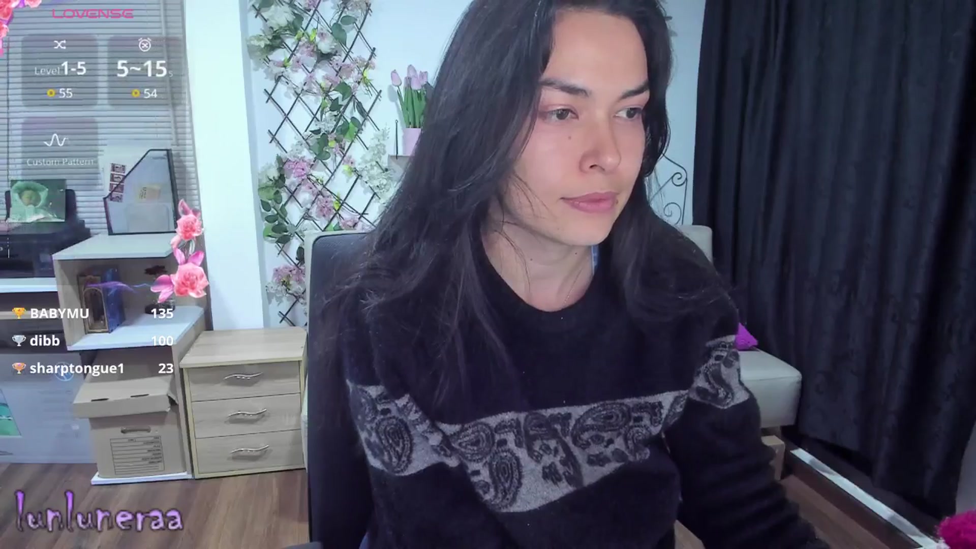 Gallery image thumbnail from LunaLuneraa's myfreecams stream on, 03/24/2025, 10:18 image 2 of 20