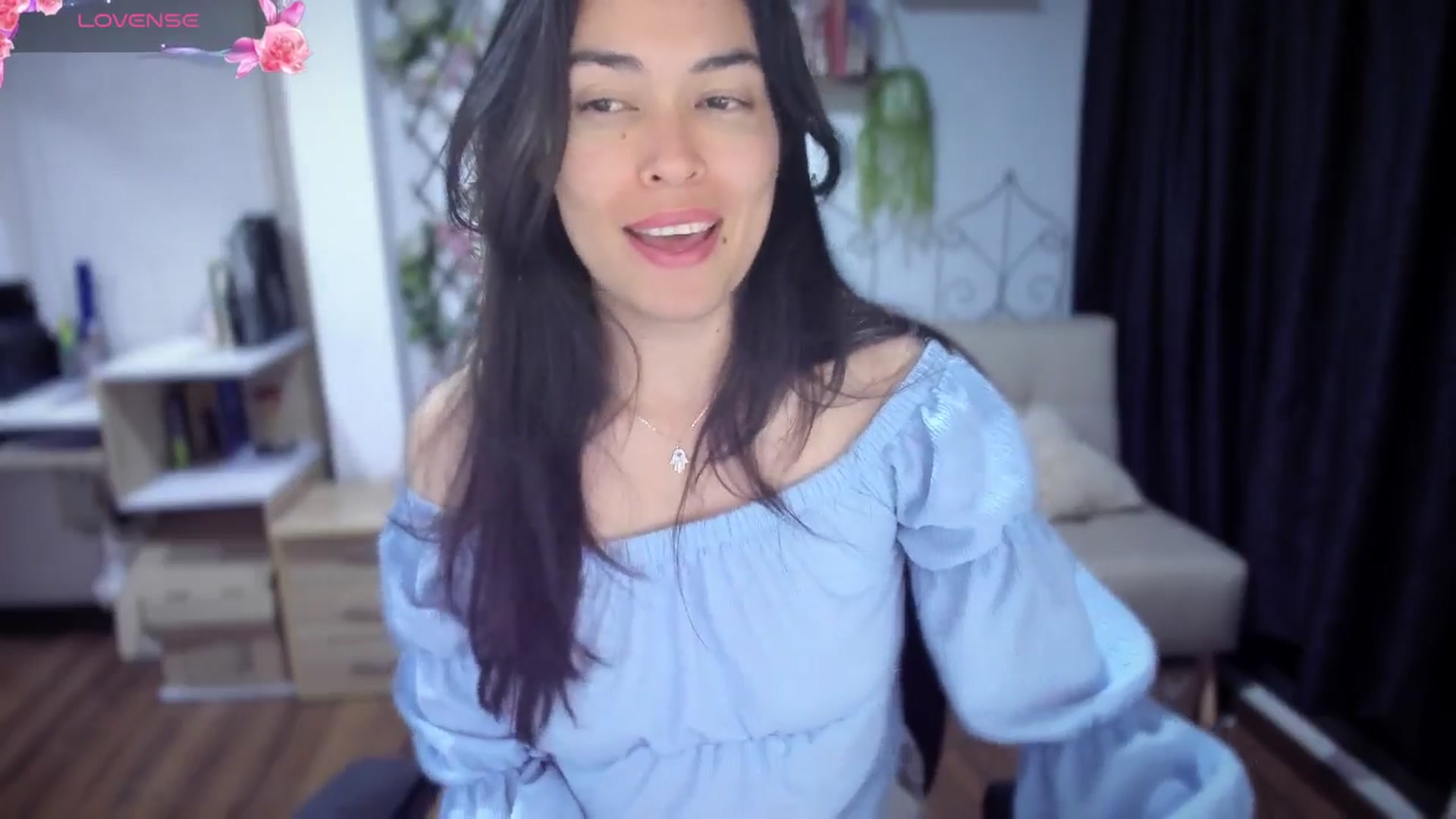 Gallery image thumbnail from LunaLuneraa's myfreecams stream on, 07/07/2025, 06:56 image 12 of 20