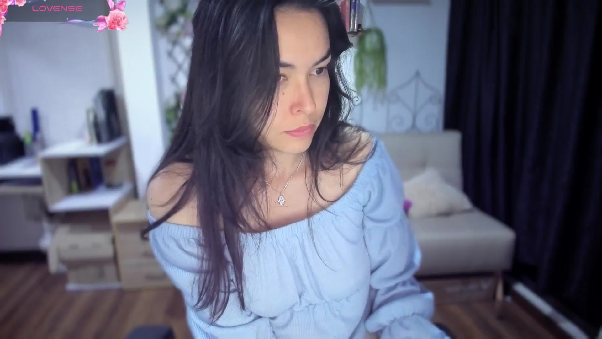Gallery image thumbnail from LunaLuneraa's myfreecams stream on, 07/07/2025, 06:56 image 9 of 20