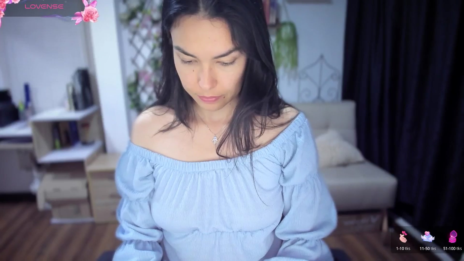 Gallery image thumbnail from LunaLuneraa's myfreecams stream on, 07/07/2025, 06:56 image 3 of 20