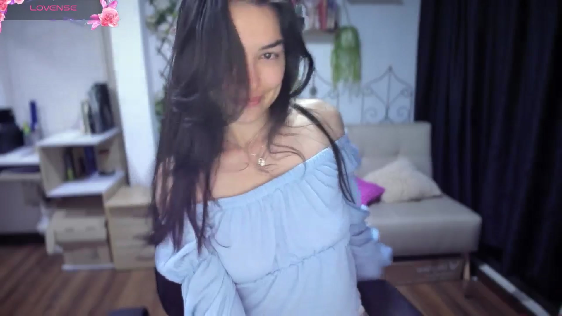 Gallery image thumbnail from LunaLuneraa's myfreecams stream on, 07/07/2025, 09:37 image 18 of 20