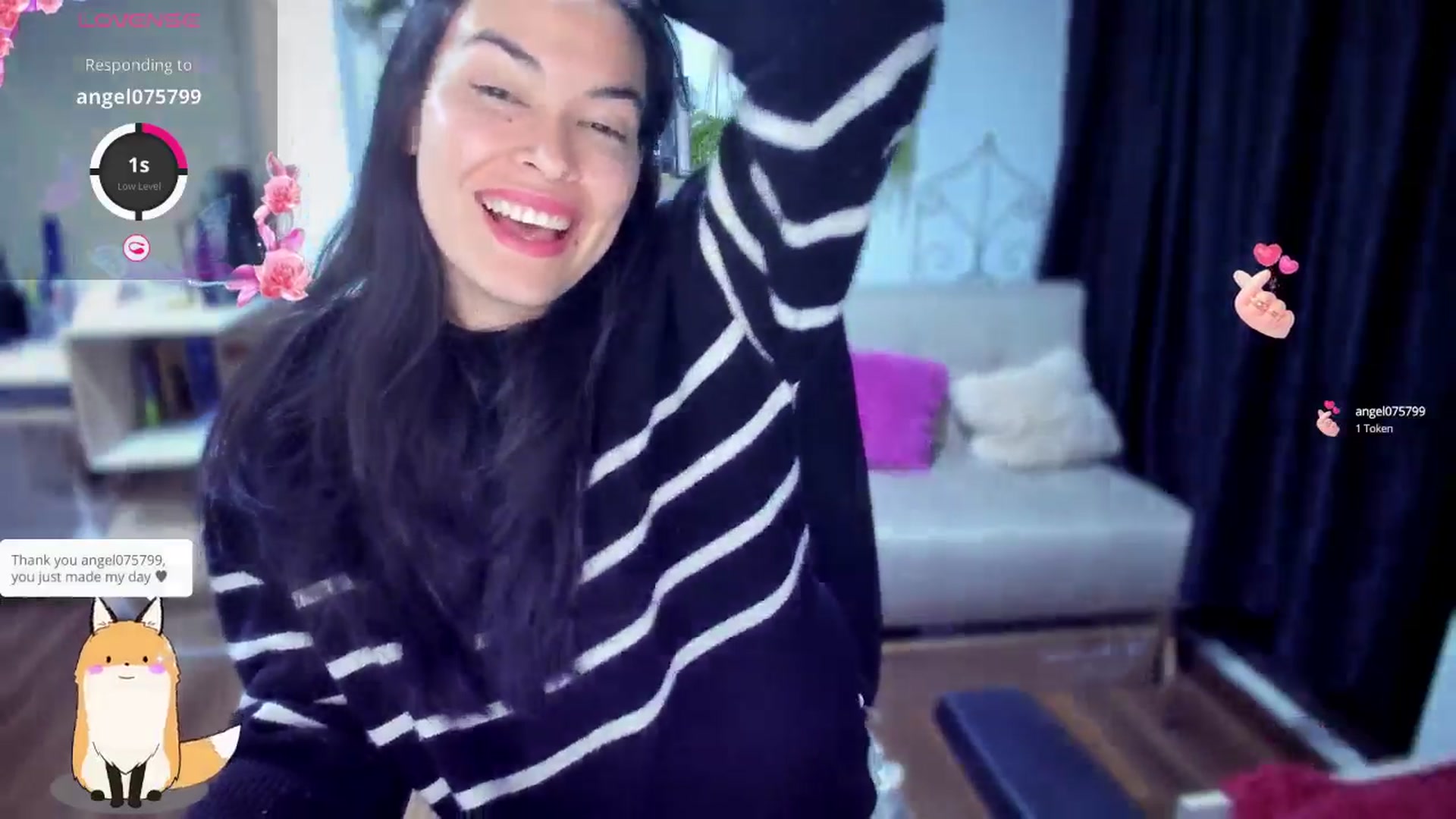 Gallery image thumbnail from LunaLuneraa's myfreecams stream on, 07/09/2025, 08:34 image 17 of 20
