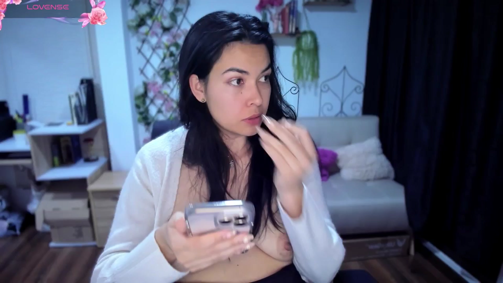 Gallery image thumbnail from LunaLuneraa's myfreecams stream on, 07/14/2025, 09:52 image 1 of 20