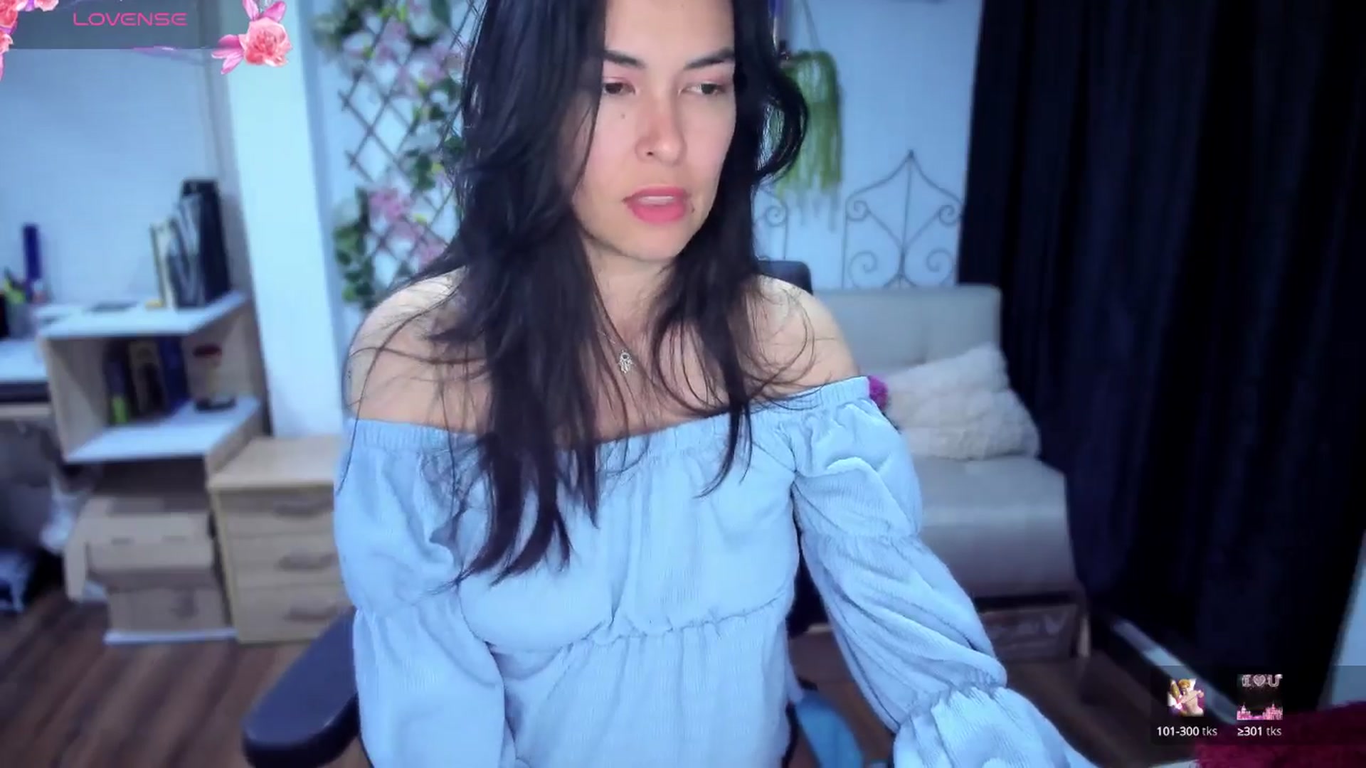 Gallery image thumbnail from LunaLuneraa's myfreecams stream on, 07/15/2025, 07:22 image 14 of 20