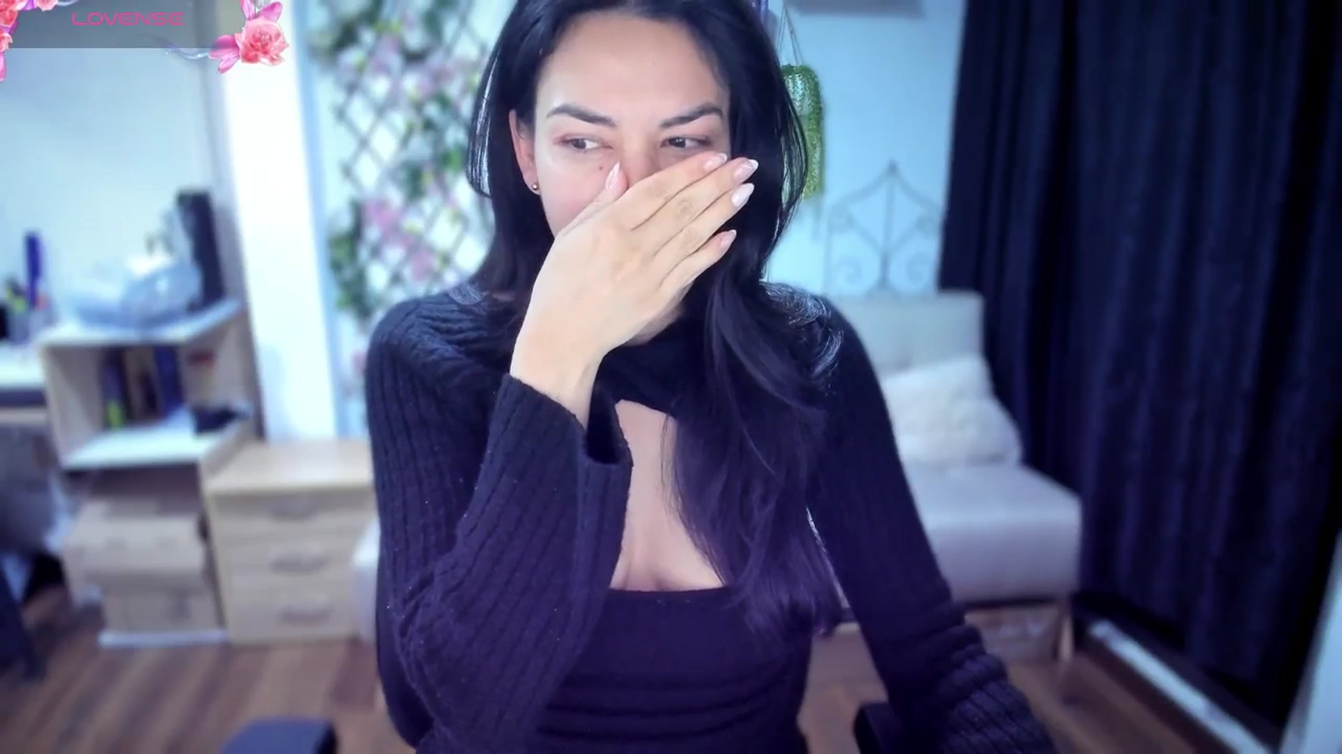 Gallery image thumbnail from LunaLuneraa's myfreecams stream on, 07/21/2025, 07:44 image 20 of 20