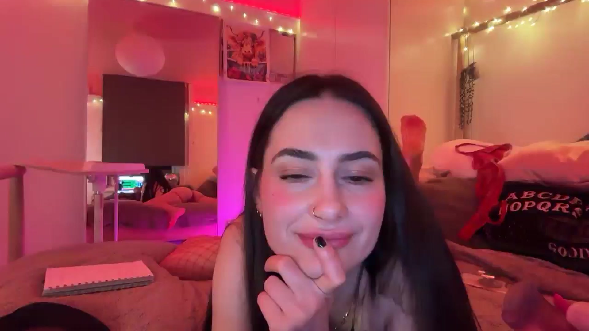 Gallery image thumbnail from LunaMaya's myfreecams stream on, 01/23/2026, 18:42 image 17 of 20