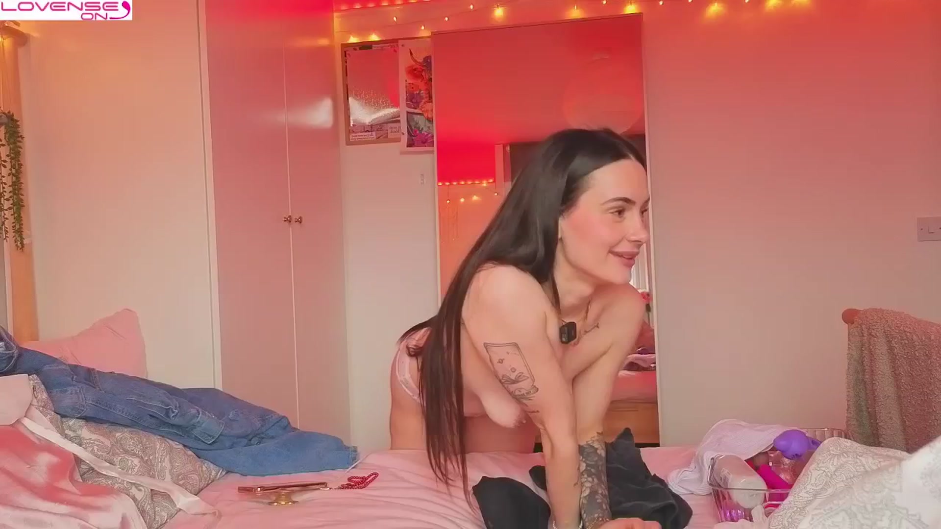 Gallery image thumbnail from LunaMaya's myfreecams stream on, 02/02/2026, 14:11 image 19 of 20