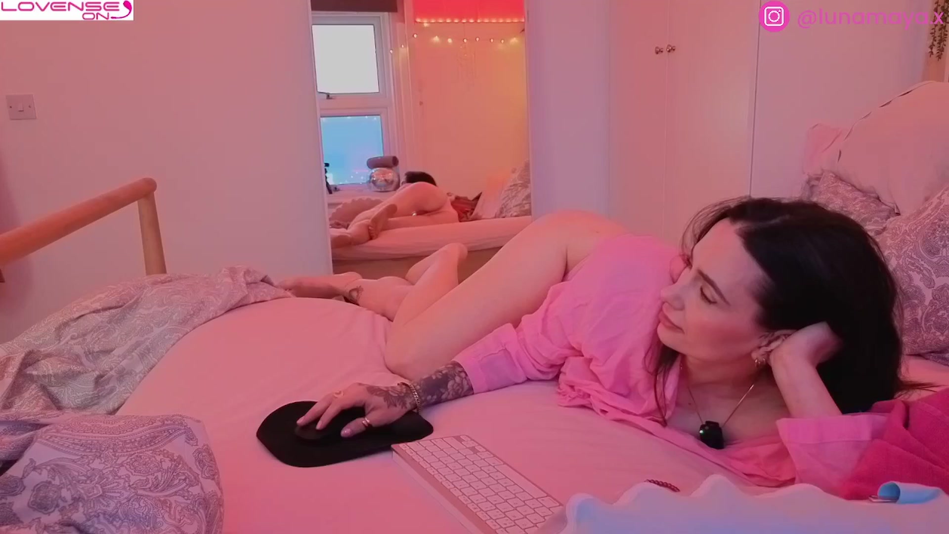 Gallery image thumbnail from LunaMaya's myfreecams stream on, 02/05/2026, 15:49 image 19 of 20