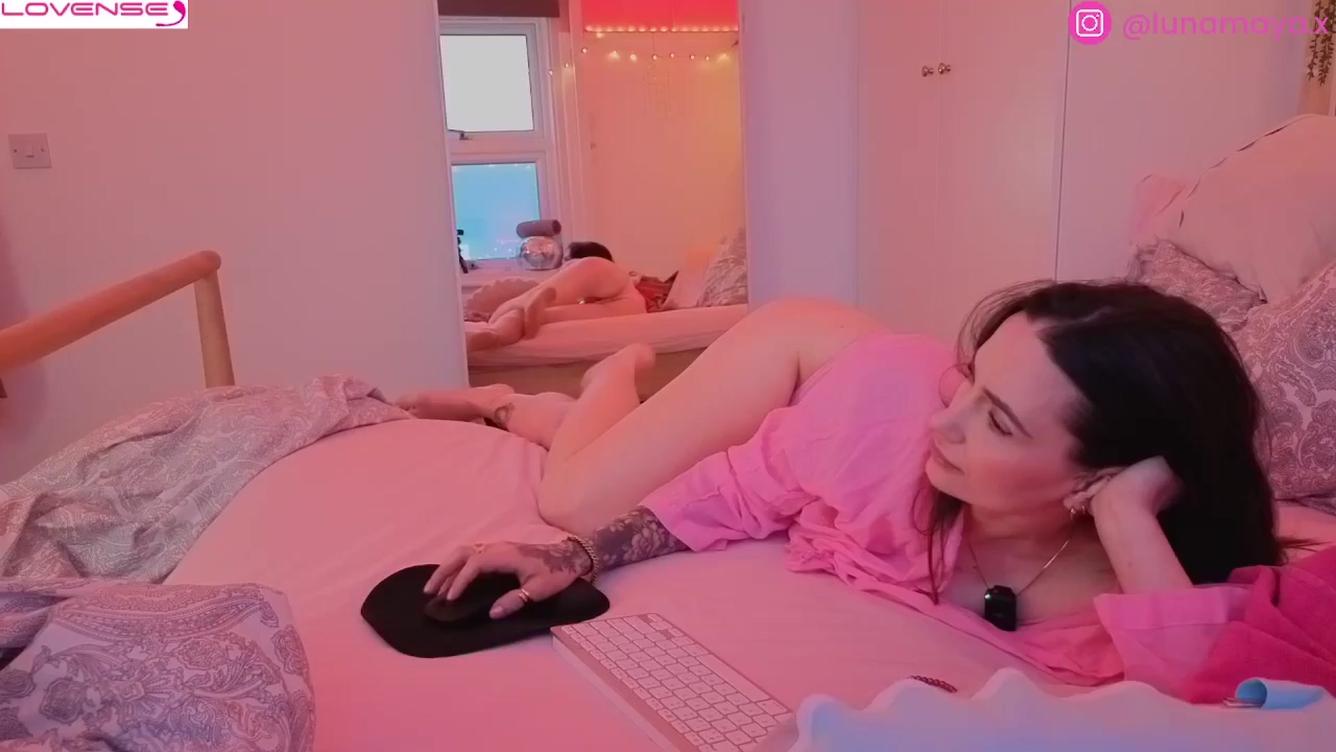 Gallery image thumbnail from LunaMaya's myfreecams stream on, 02/05/2026, 15:49 image 20 of 20