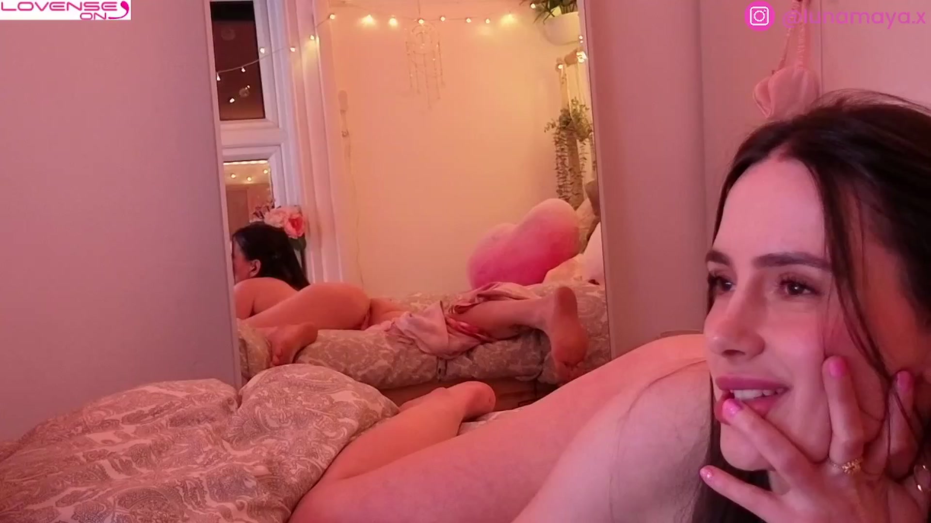 Gallery image thumbnail from LunaMaya's myfreecams stream on, 02/18/2026, 01:47 image 3 of 20