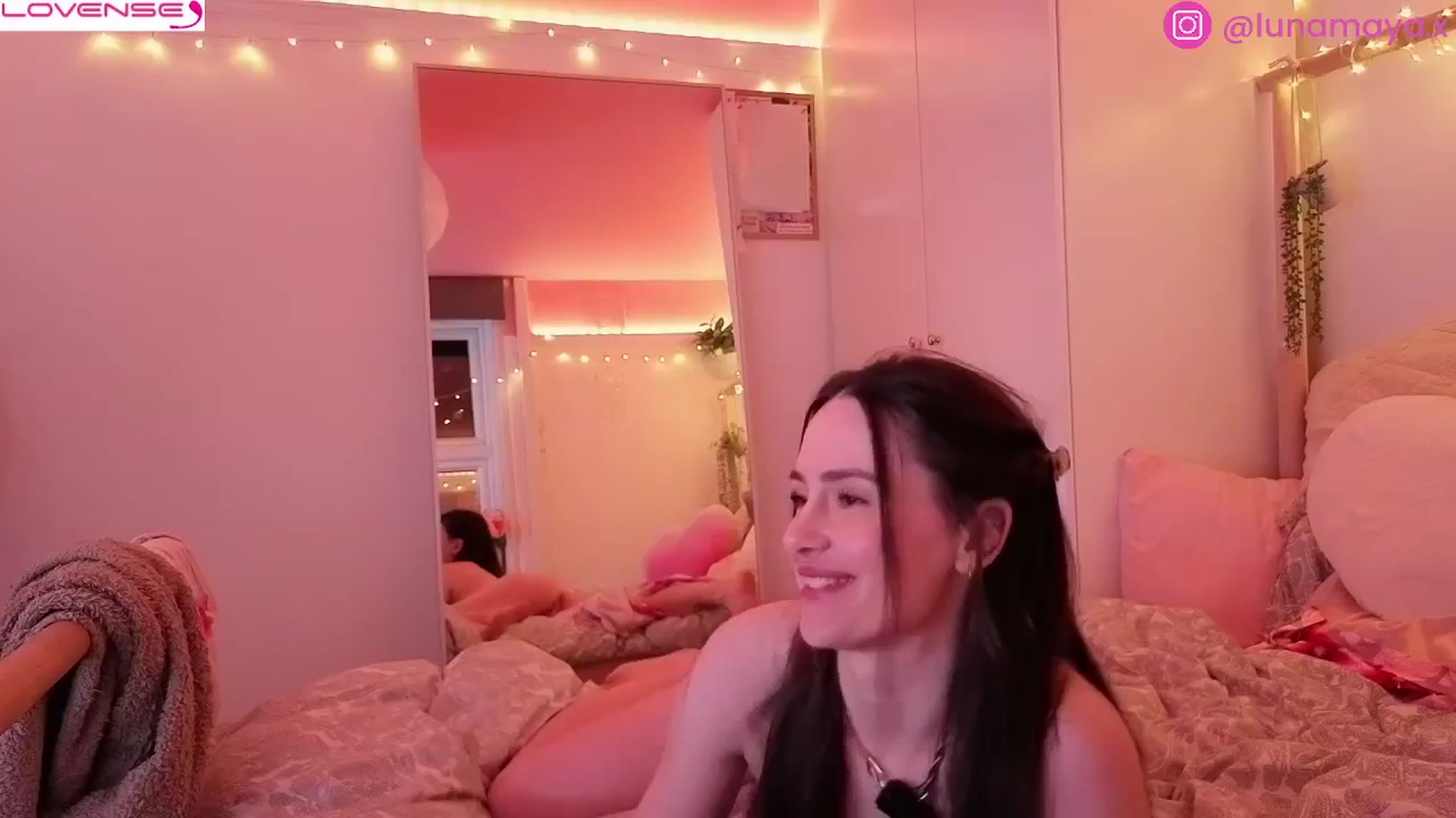 Gallery image thumbnail from LunaMaya's myfreecams stream on, 02/18/2026, 01:47 image 1 of 20