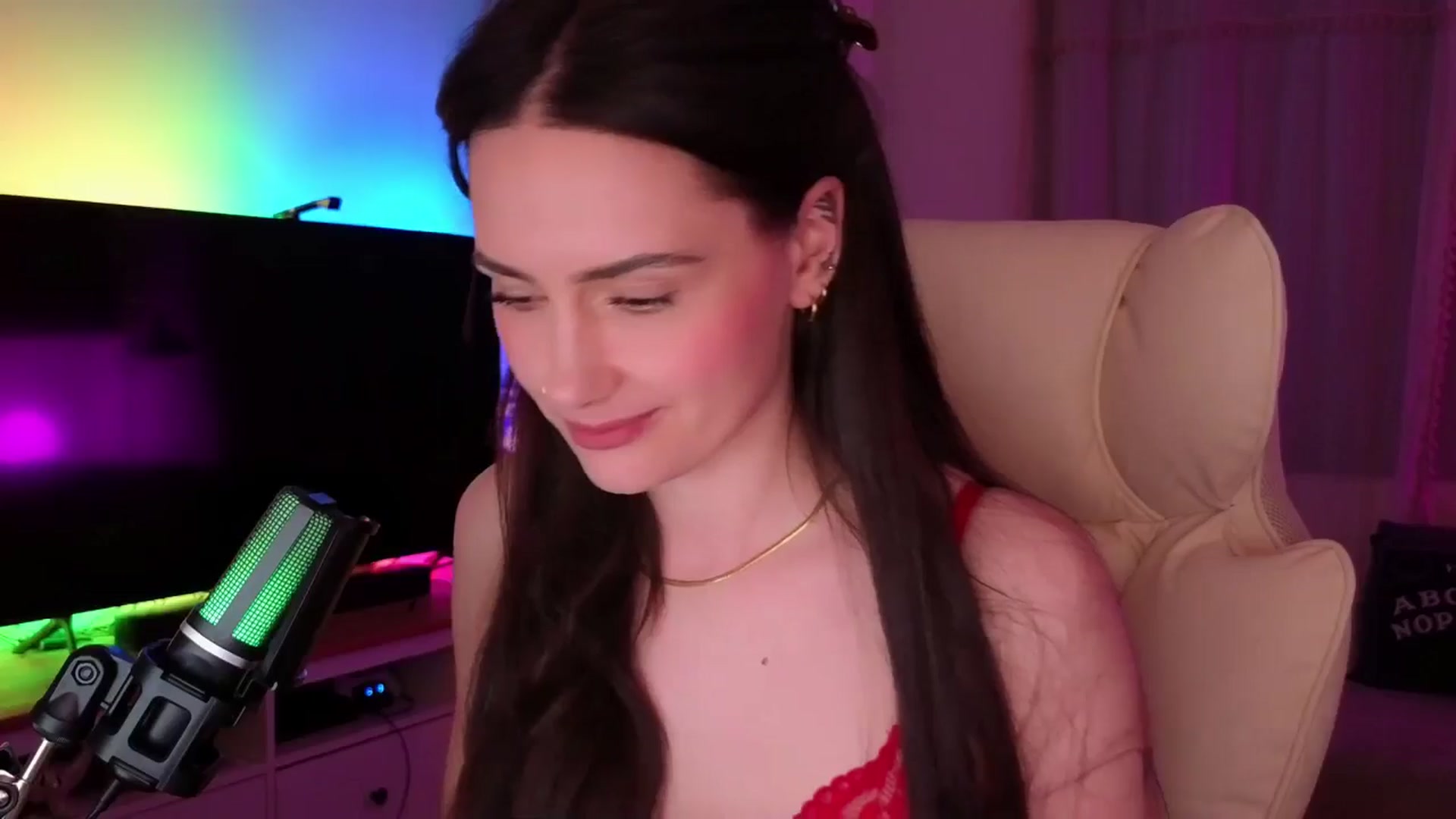 Gallery image thumbnail from LunaMaya's myfreecams stream on, 03/13/2026, 19:38 image 18 of 20