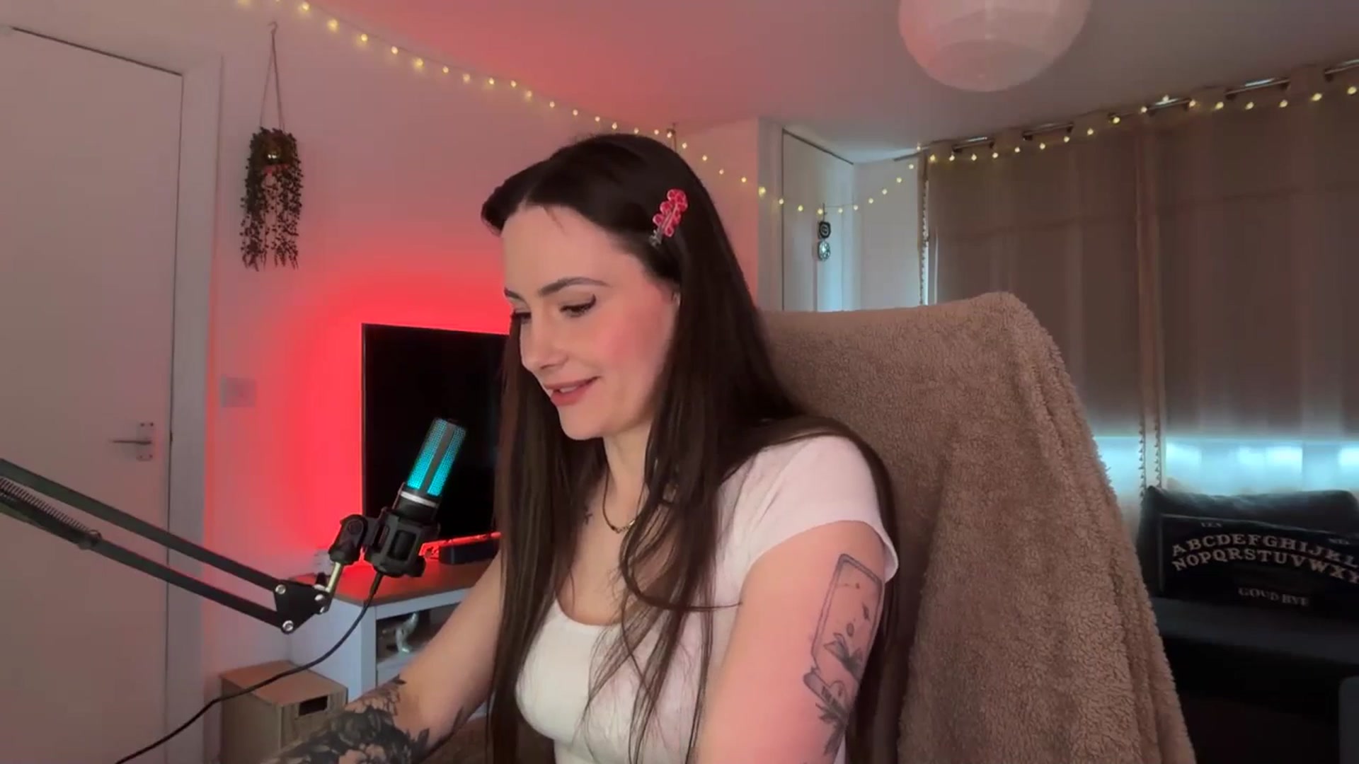 Gallery image thumbnail from LunaMaya's myfreecams stream on, 04/15/2026, 16:16 image 3 of 20