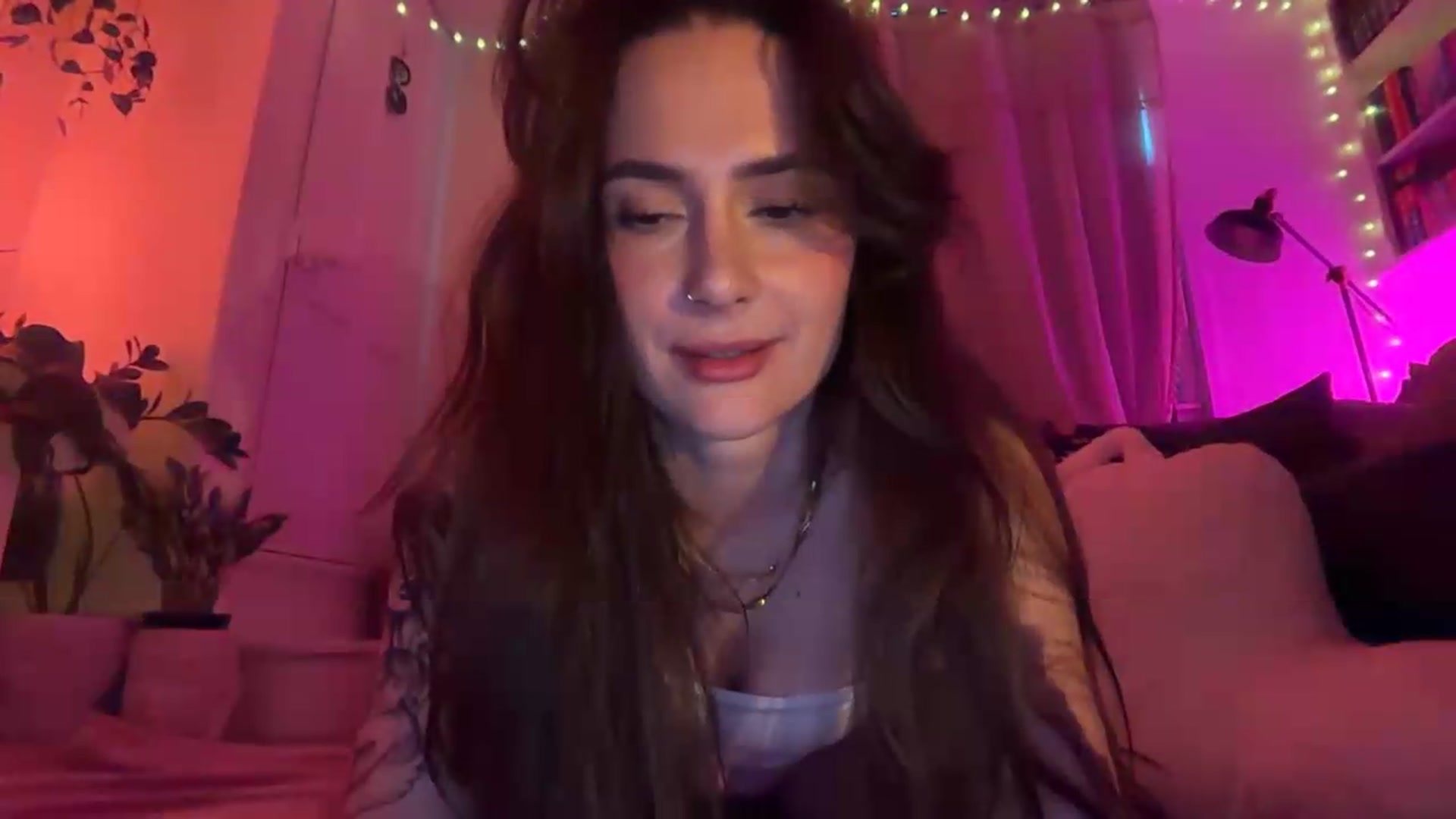 Gallery image thumbnail from LunaMaya's myfreecams stream on, 05/09/2026, 16:09 image 8 of 20