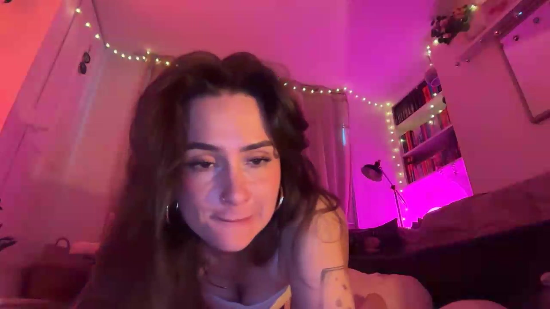Gallery image thumbnail from LunaMaya's myfreecams stream on, 05/09/2026, 16:54 image 4 of 20