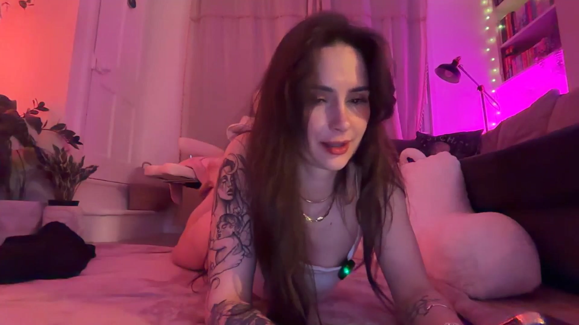 Gallery image thumbnail from LunaMaya's myfreecams stream on, 05/09/2026, 22:22 image 7 of 20