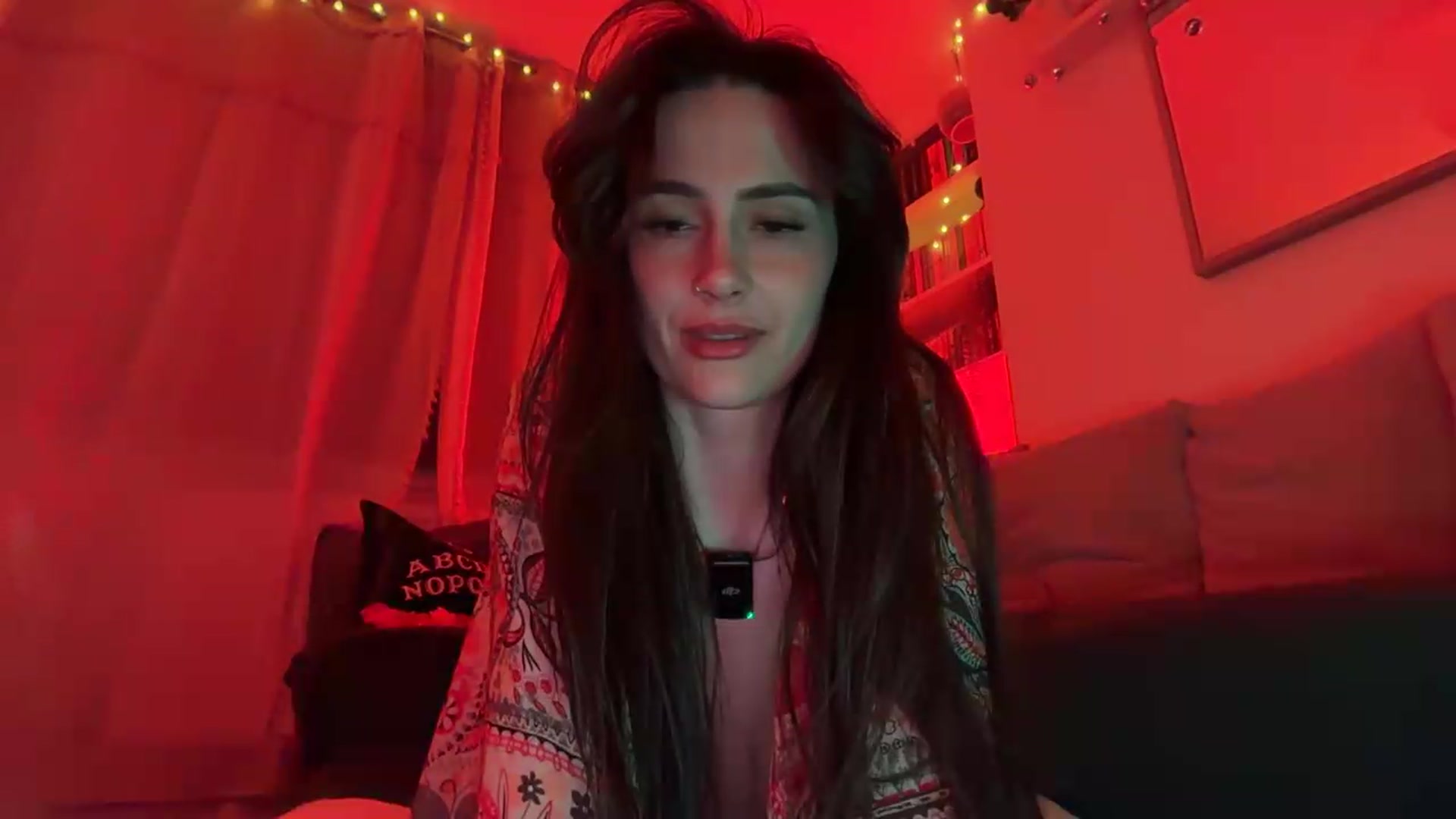 Gallery image thumbnail from LunaMaya's myfreecams stream on, 05/21/2026, 24:59 image 19 of 20