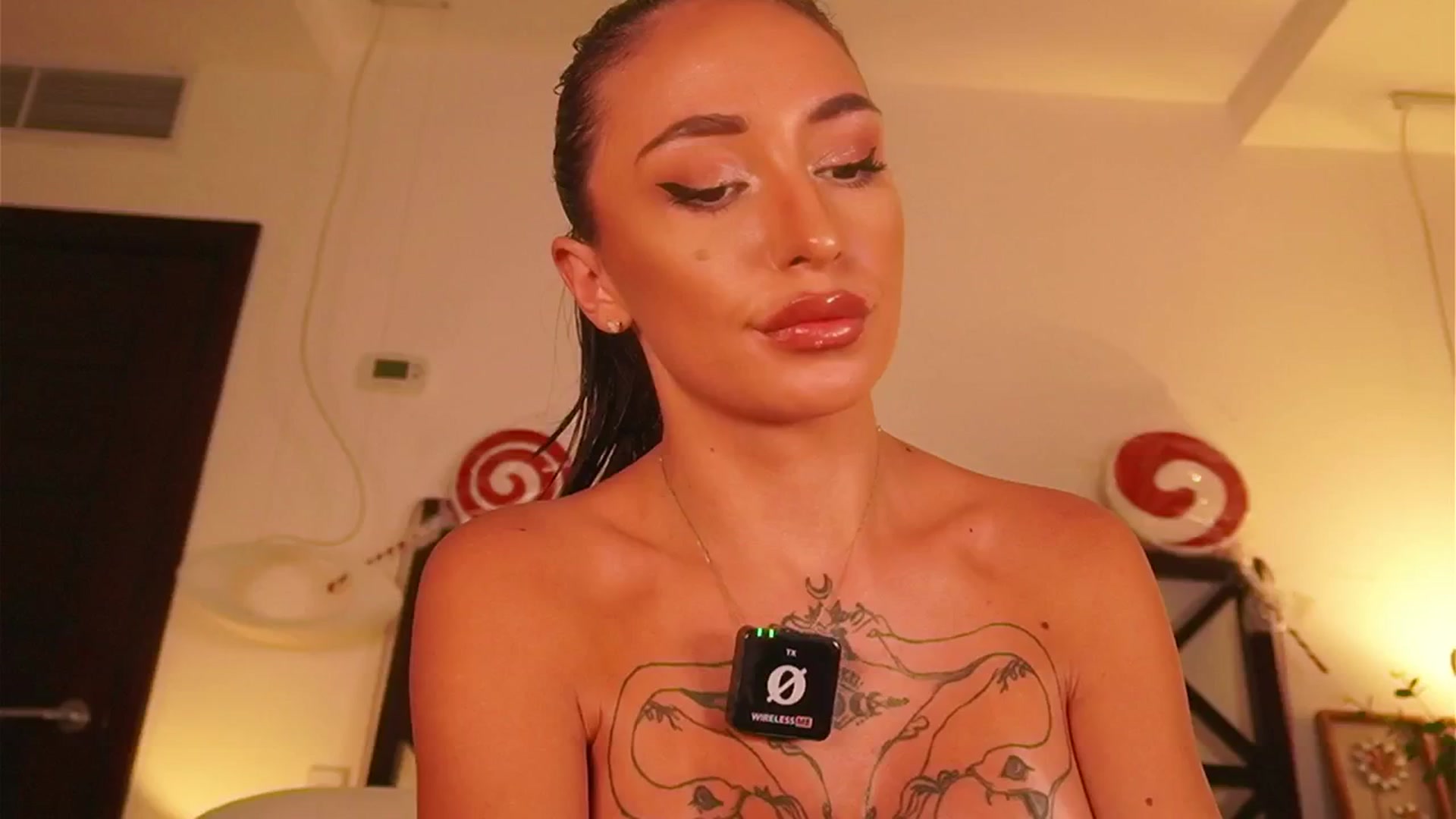 Gallery image thumbnail from LunaMystyque's myfreecams stream on, 01/22/2026, 02:47 image 13 of 20