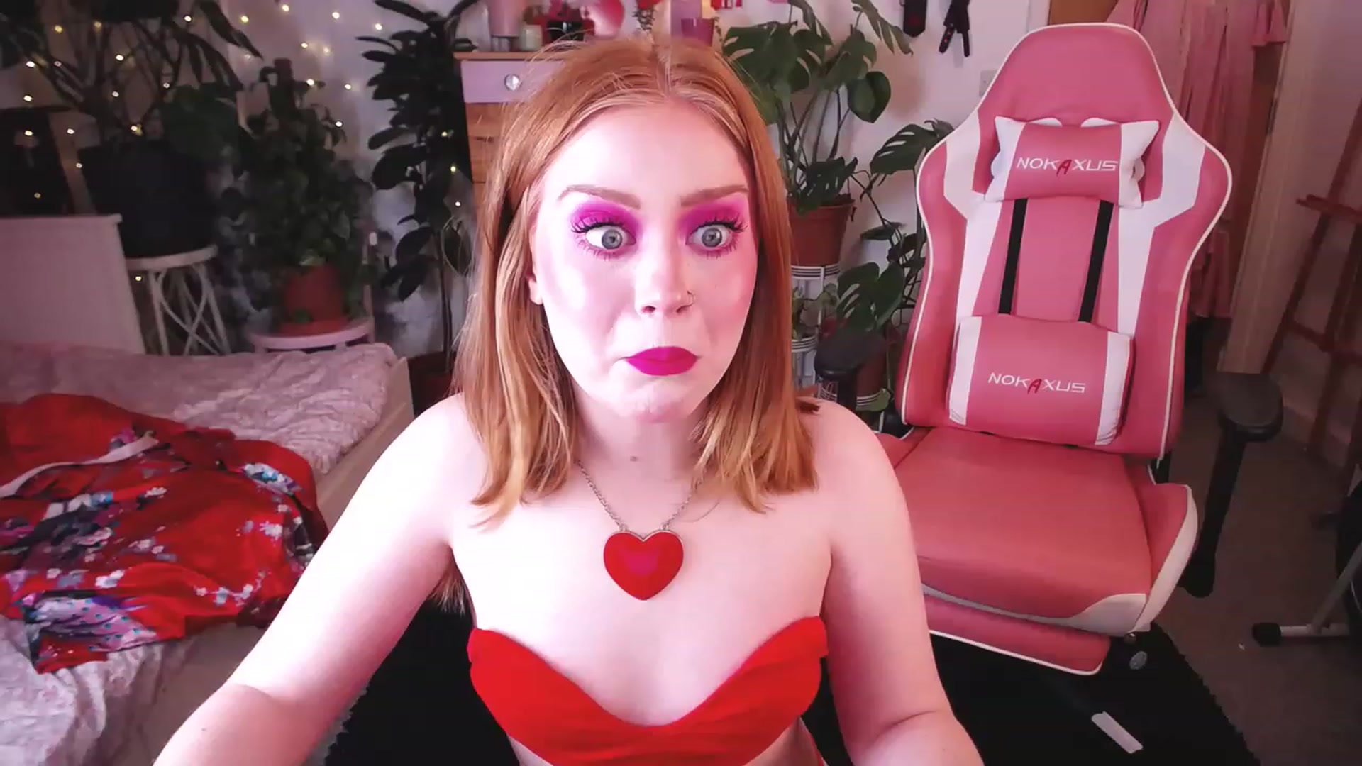 Gallery image thumbnail from LunaRoux's myfreecams stream on, 02/01/2023, 18:23 image 1 of 20