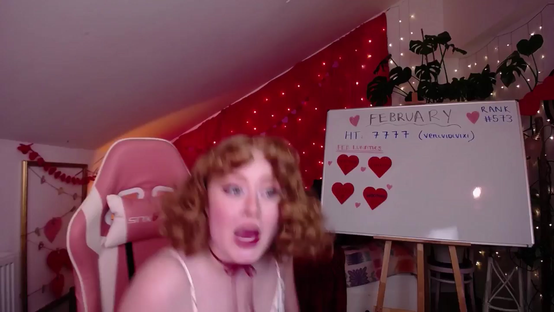 Gallery image thumbnail from LunaRoux's myfreecams stream on, 02/19/2025, 01:14 image 8 of 20