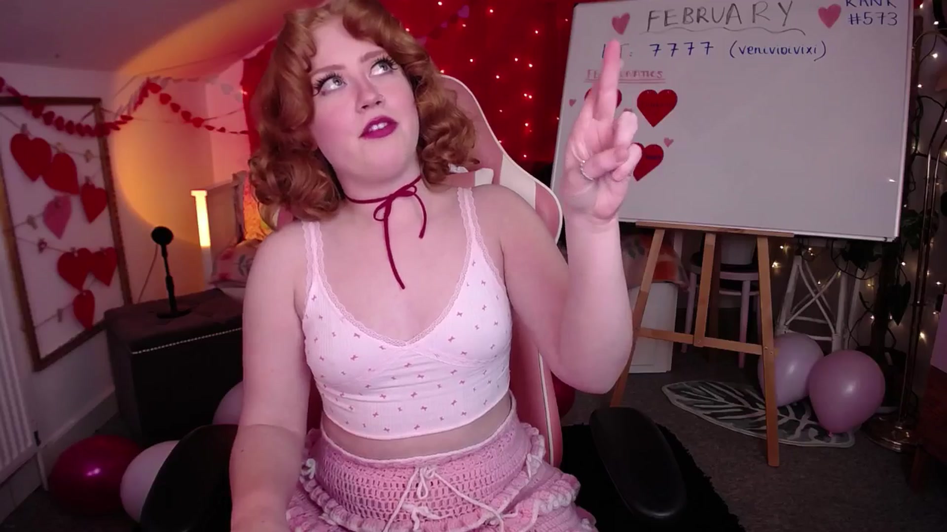 Gallery image thumbnail from LunaRoux's myfreecams stream on, 02/20/2025, 21:38 image 7 of 20