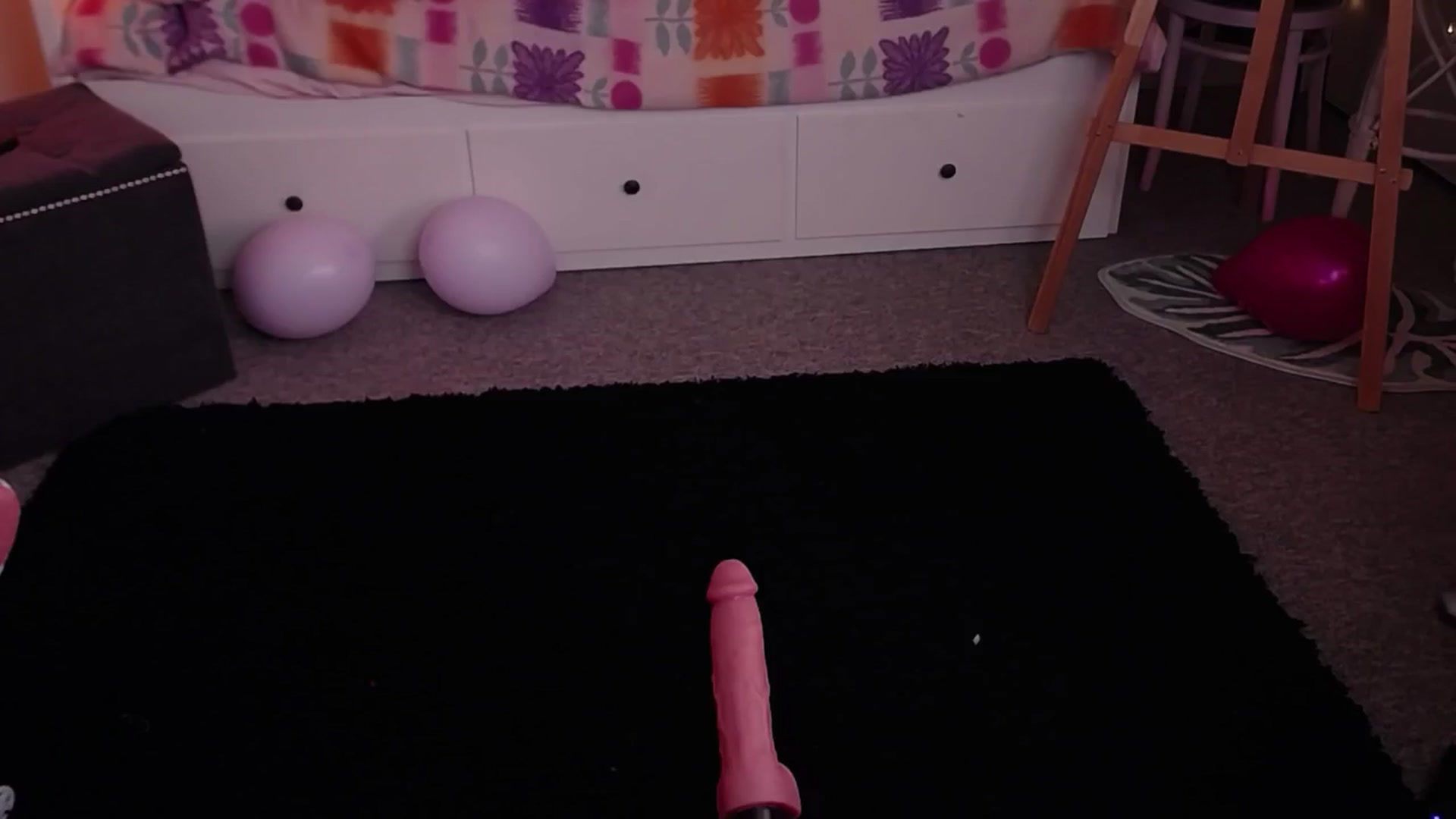 Gallery image thumbnail from LunaRoux's myfreecams stream on, 02/25/2025, 01:15 image 12 of 20