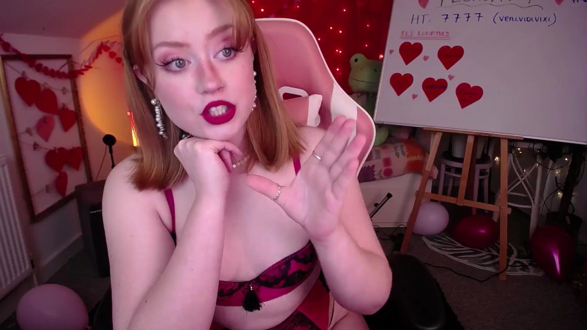 Gallery image thumbnail from LunaRoux's myfreecams stream on, 02/27/2025, 22:50 image 8 of 20