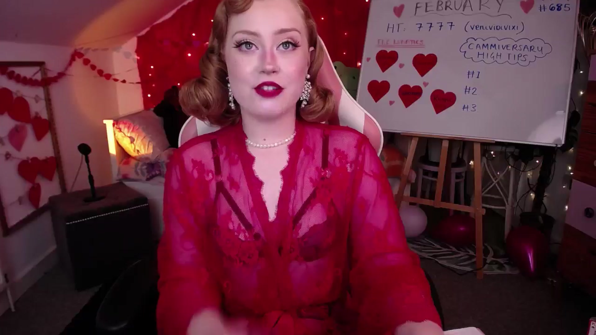 Gallery image thumbnail from LunaRoux's myfreecams stream on, 02/28/2025, 23:25 image 2 of 20