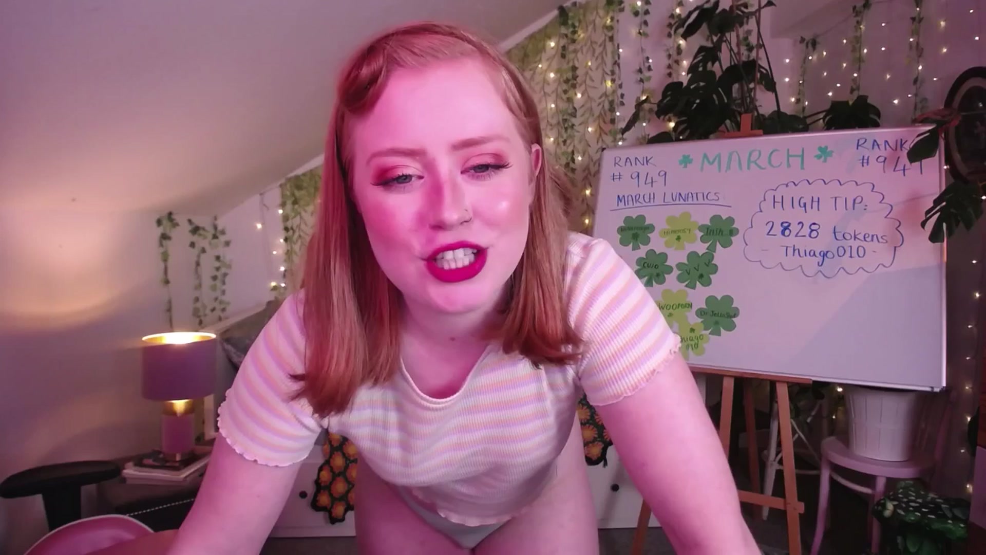 Gallery image thumbnail from LunaRoux's myfreecams stream on, 03/27/2025, 24:38 image 10 of 20