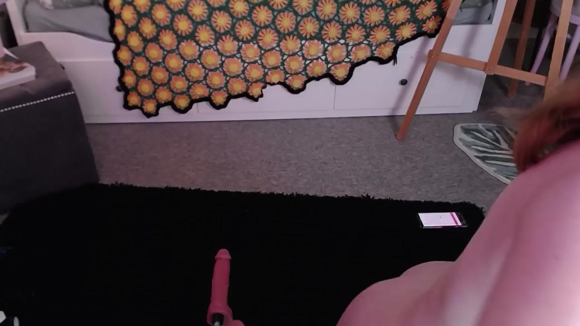 Gallery image thumbnail from LunaRoux's myfreecams stream on, 04/01/2025, 24:41 image 2 of 20