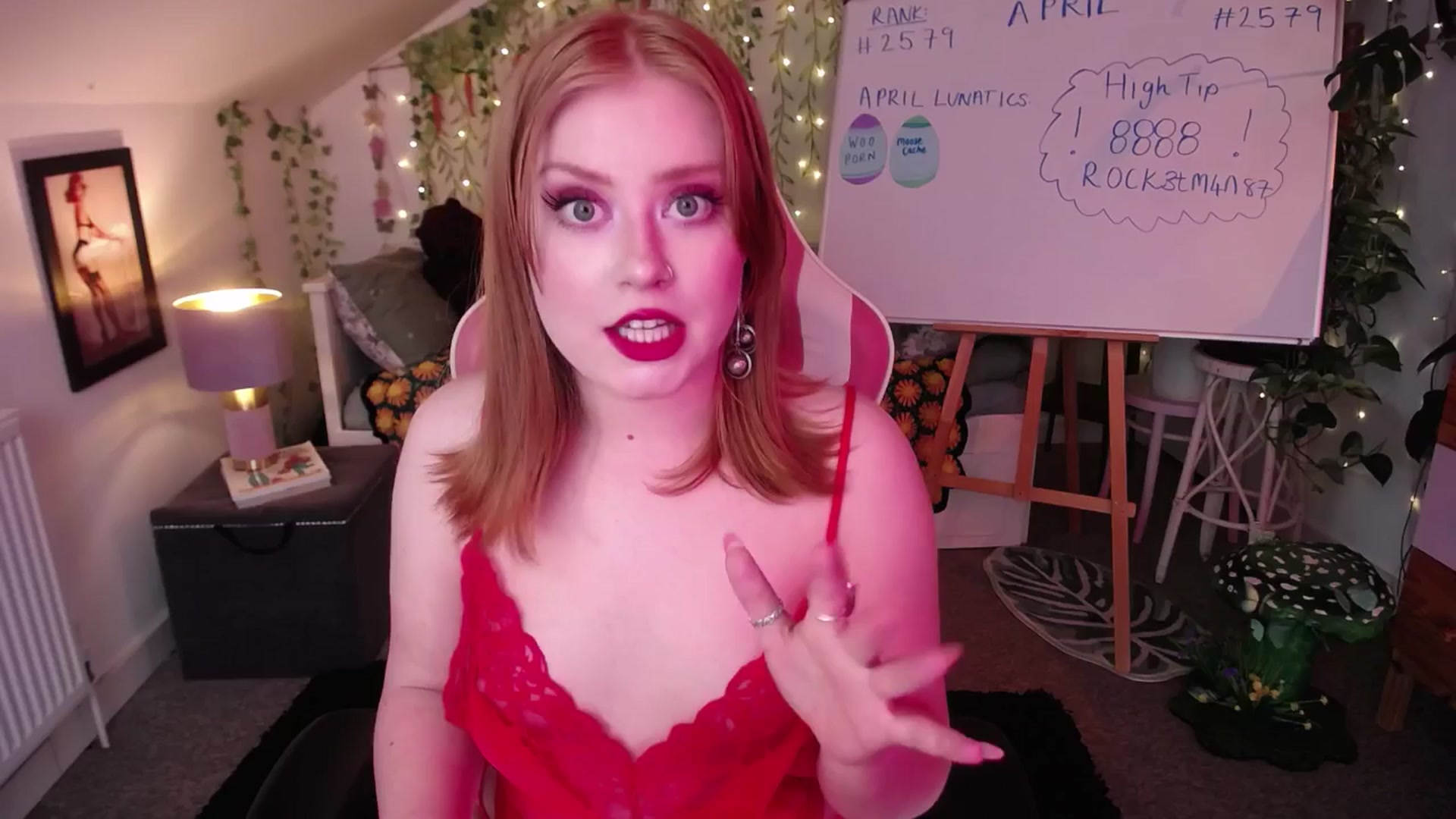 Gallery image thumbnail from LunaRoux's myfreecams stream on, 04/22/2025, 24:14 image 1 of 20