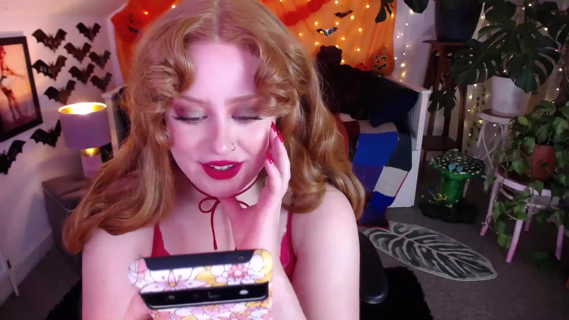 Gallery image thumbnail from LunaRoux's myfreecams stream on, 10/29/2025, 23:20 image 14 of 20