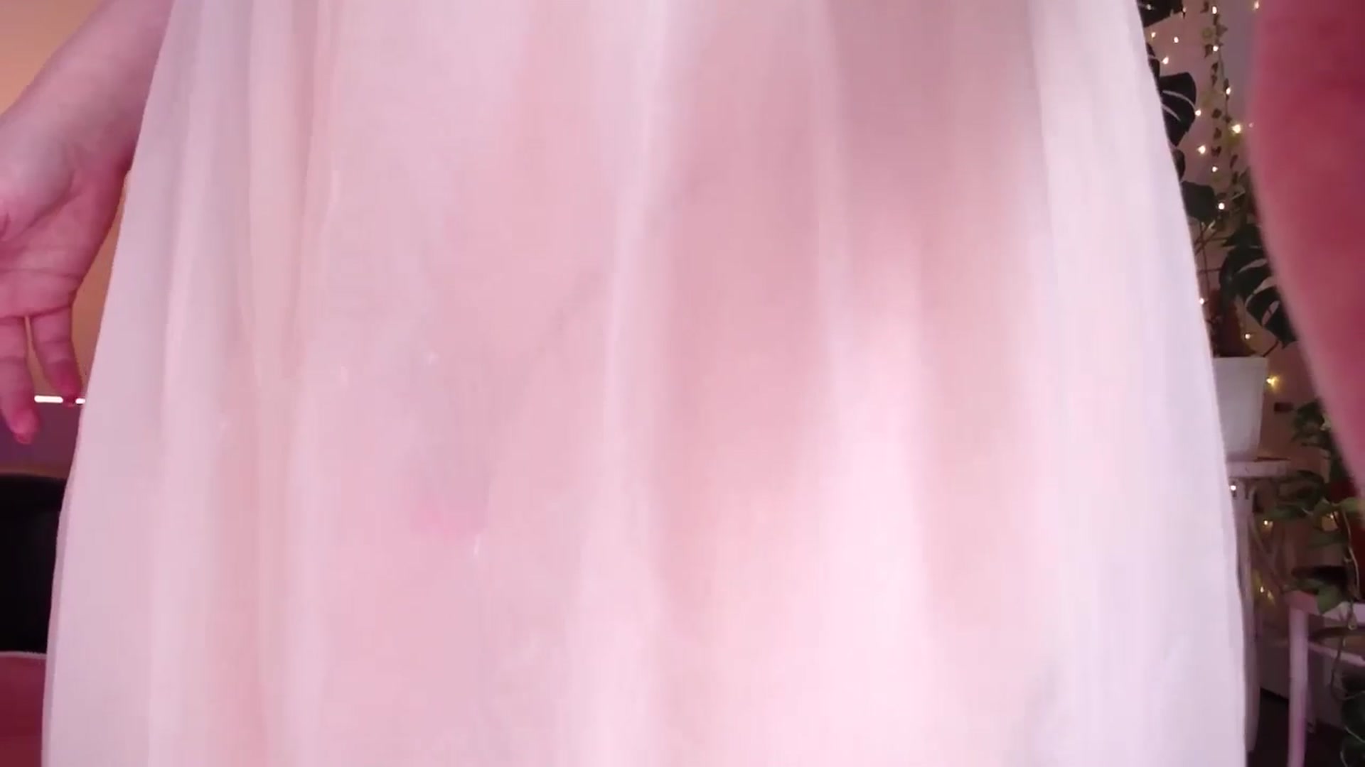 Gallery image thumbnail from LunaRoux's myfreecams stream on, 12/01/2025, 02:04 image 9 of 20