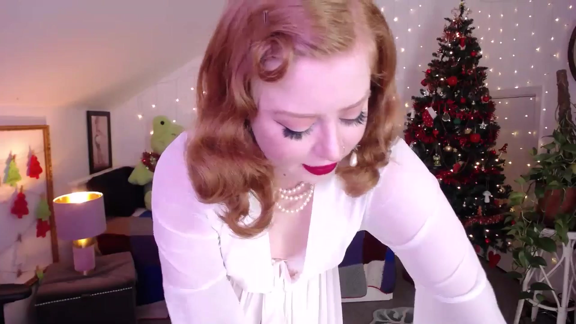 Gallery image thumbnail from LunaRoux's myfreecams stream on, 12/30/2025, 21:58 image 8 of 20