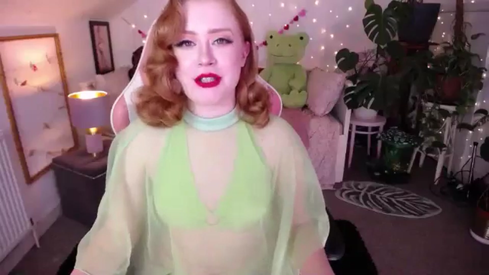 Gallery image thumbnail from LunaRoux's myfreecams stream on, 01/26/2026, 21:29 image 9 of 20