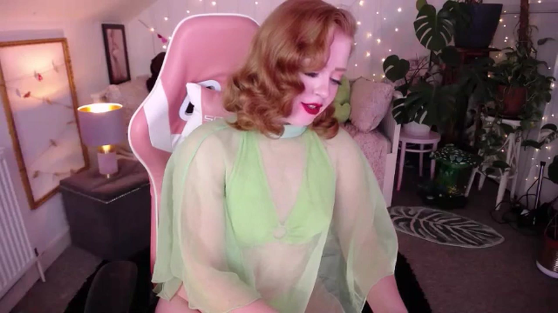 Gallery image thumbnail from LunaRoux's myfreecams stream on, 01/26/2026, 21:29 image 10 of 20