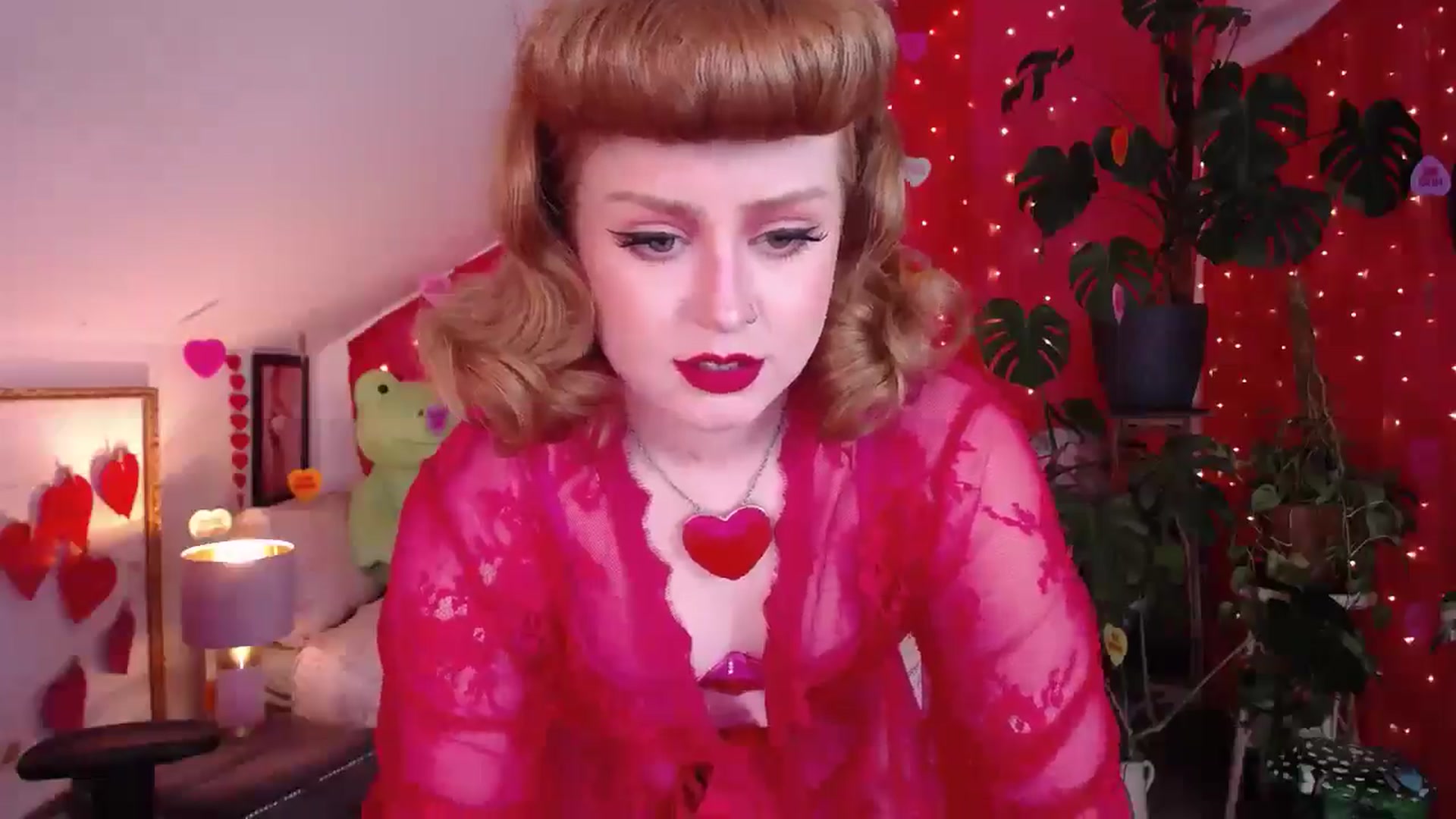 Gallery image thumbnail from LunaRoux's myfreecams stream on, 02/06/2026, 20:28 image 2 of 20