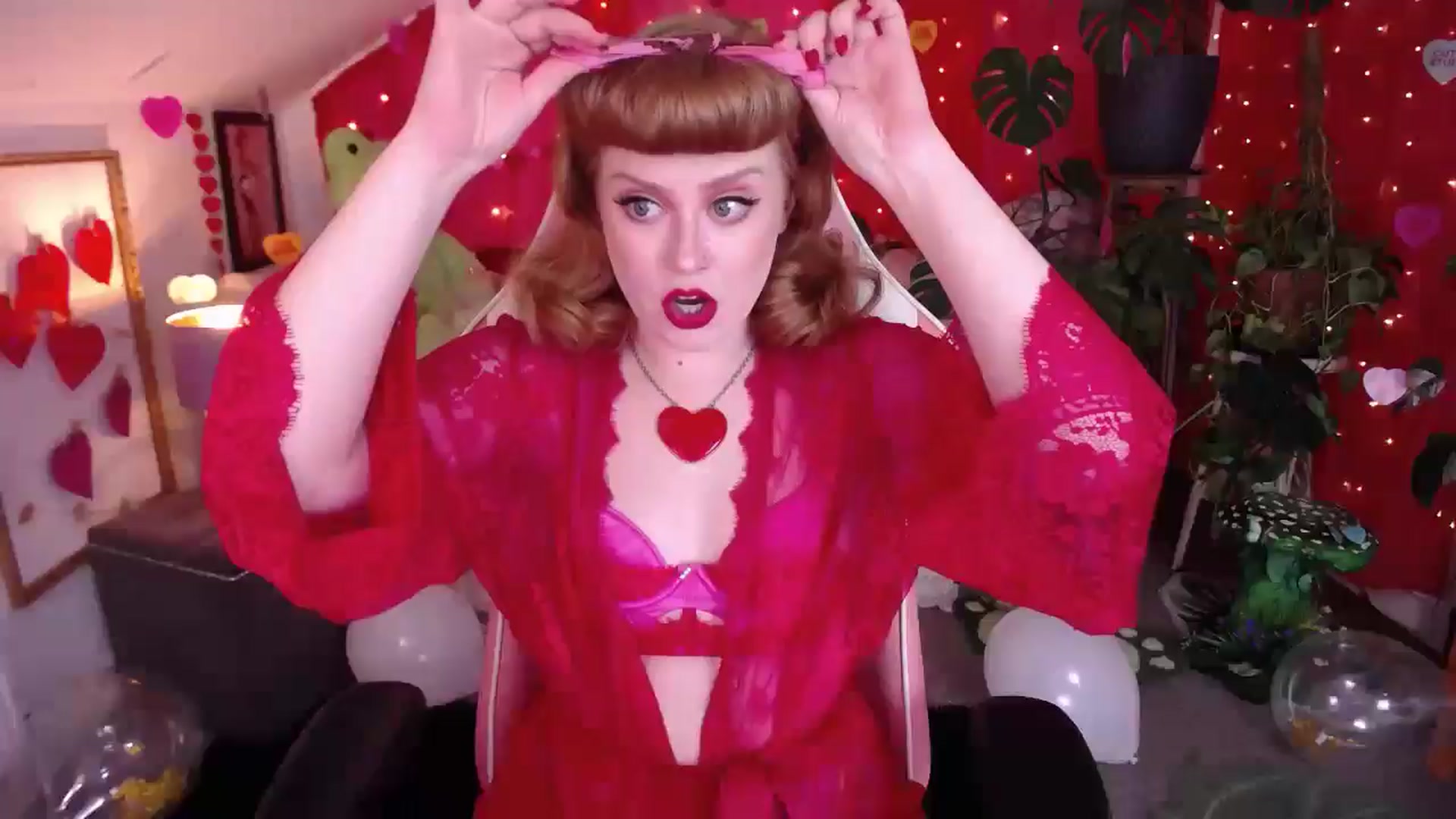 Gallery image thumbnail from LunaRoux's myfreecams stream on, 02/06/2026, 21:03 image 9 of 20