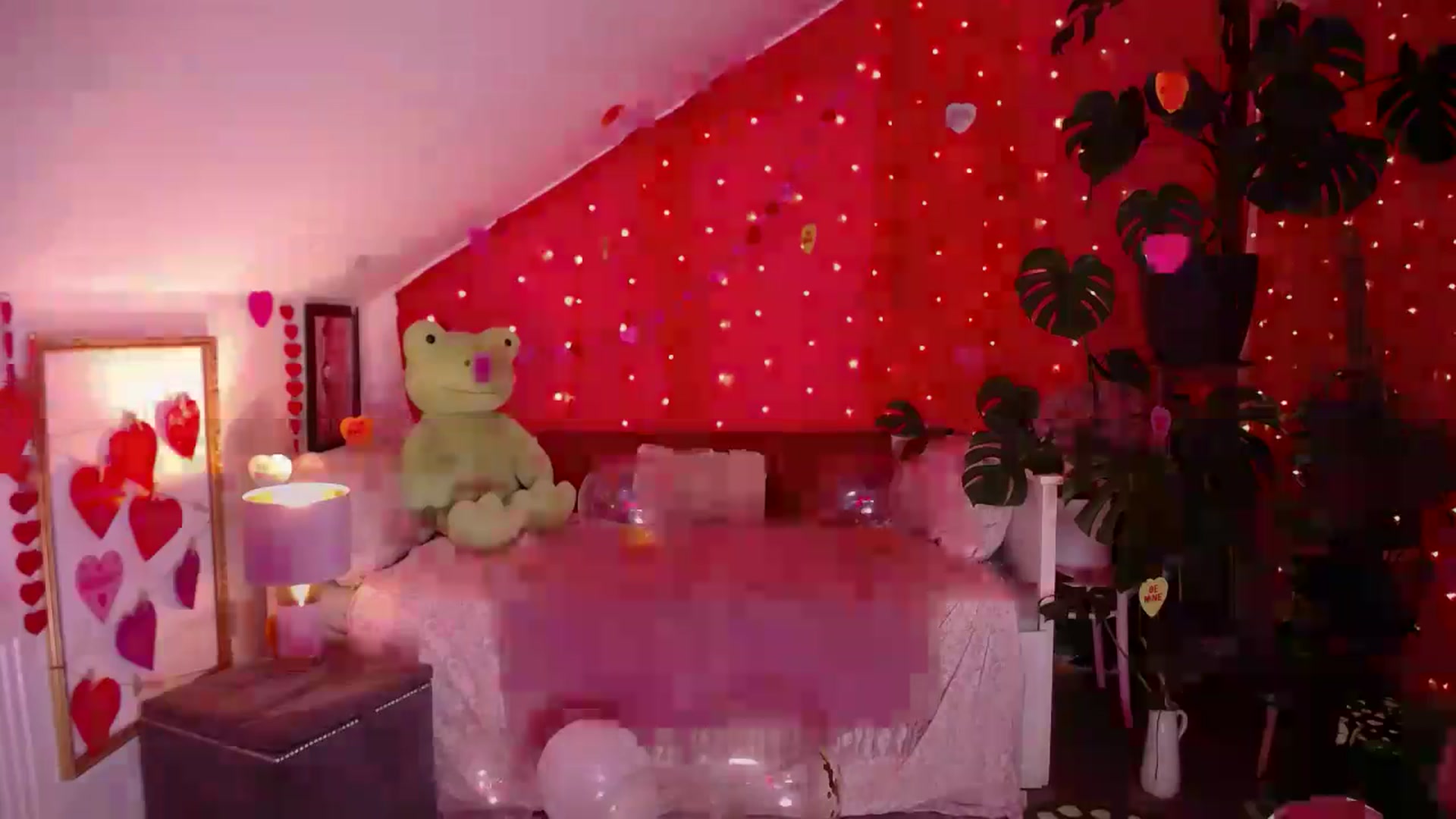 Gallery image thumbnail from LunaRoux's myfreecams stream on, 02/06/2026, 23:45 image 15 of 20