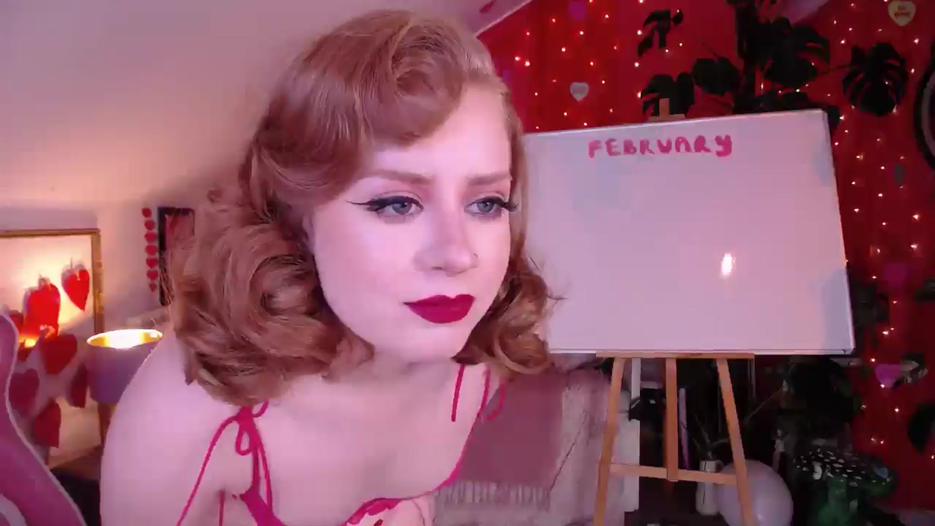 Gallery image thumbnail from LunaRoux's myfreecams stream on, 02/11/2026, 22:05 image 13 of 20